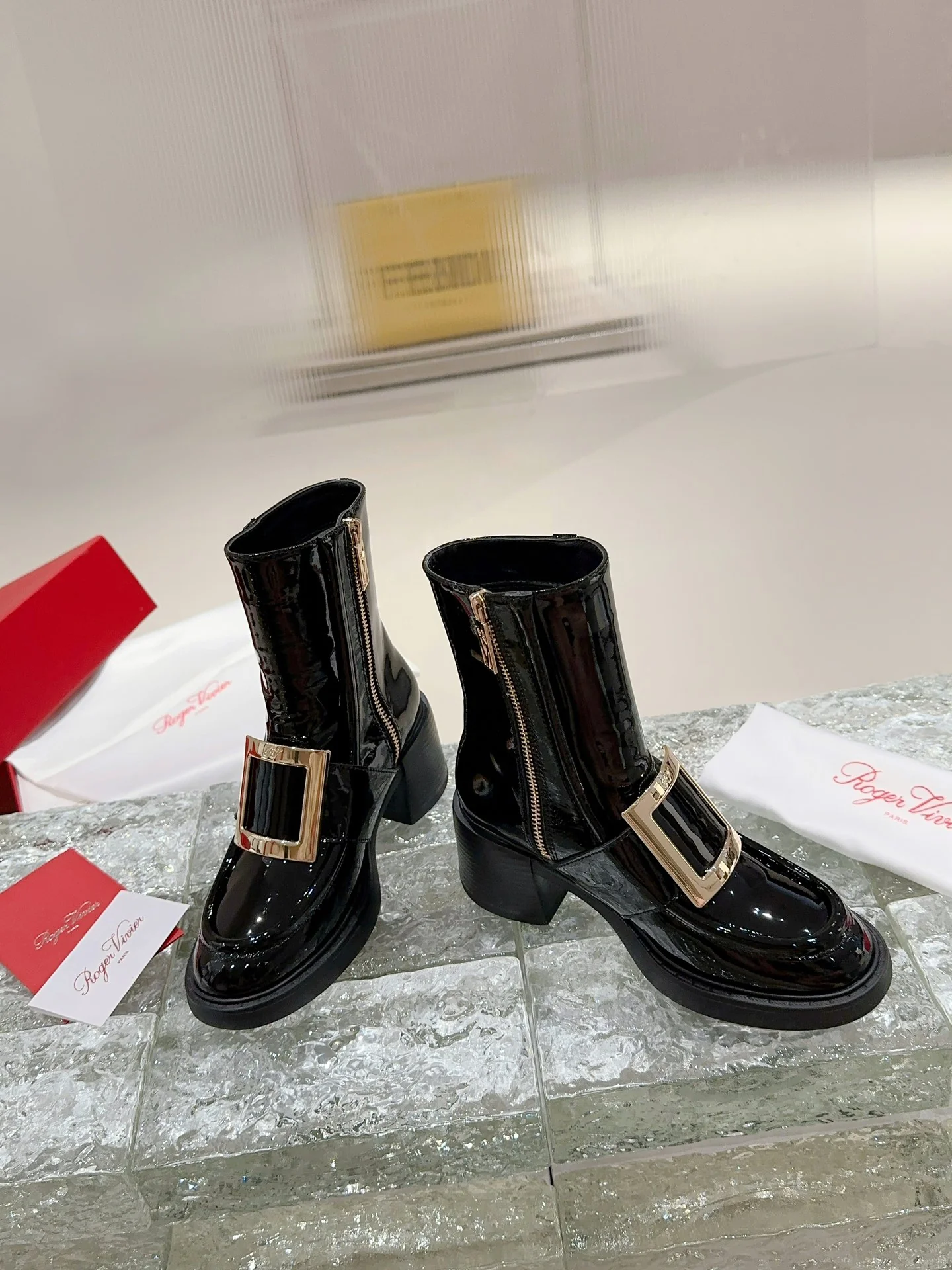 Ботильоны с квадратным носком и пряжкой - 2024 - Ботильоны с металлической пряжкой - Черные