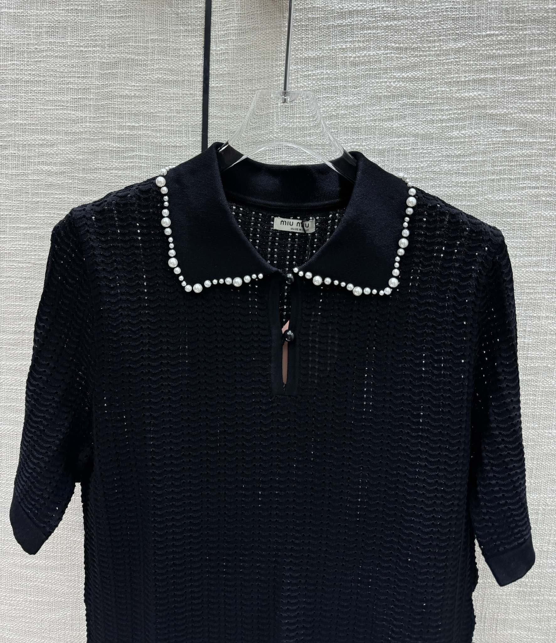 Miu Miu - 2404 - Трикотажная футболка с коротким рукавом и французским воротником-поло - Черная