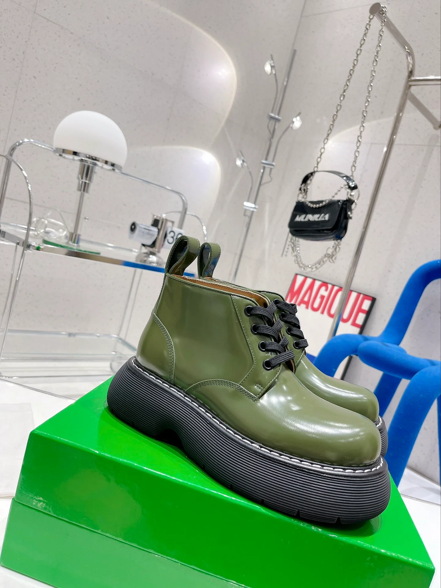 Коллекция BV Haute Couture - Классические ботильоны на толстой подошве с ребристой поверхностью - Полностью кожаные - Размеры 35-39-40 в наличии (возможен индивидуальный пошив)