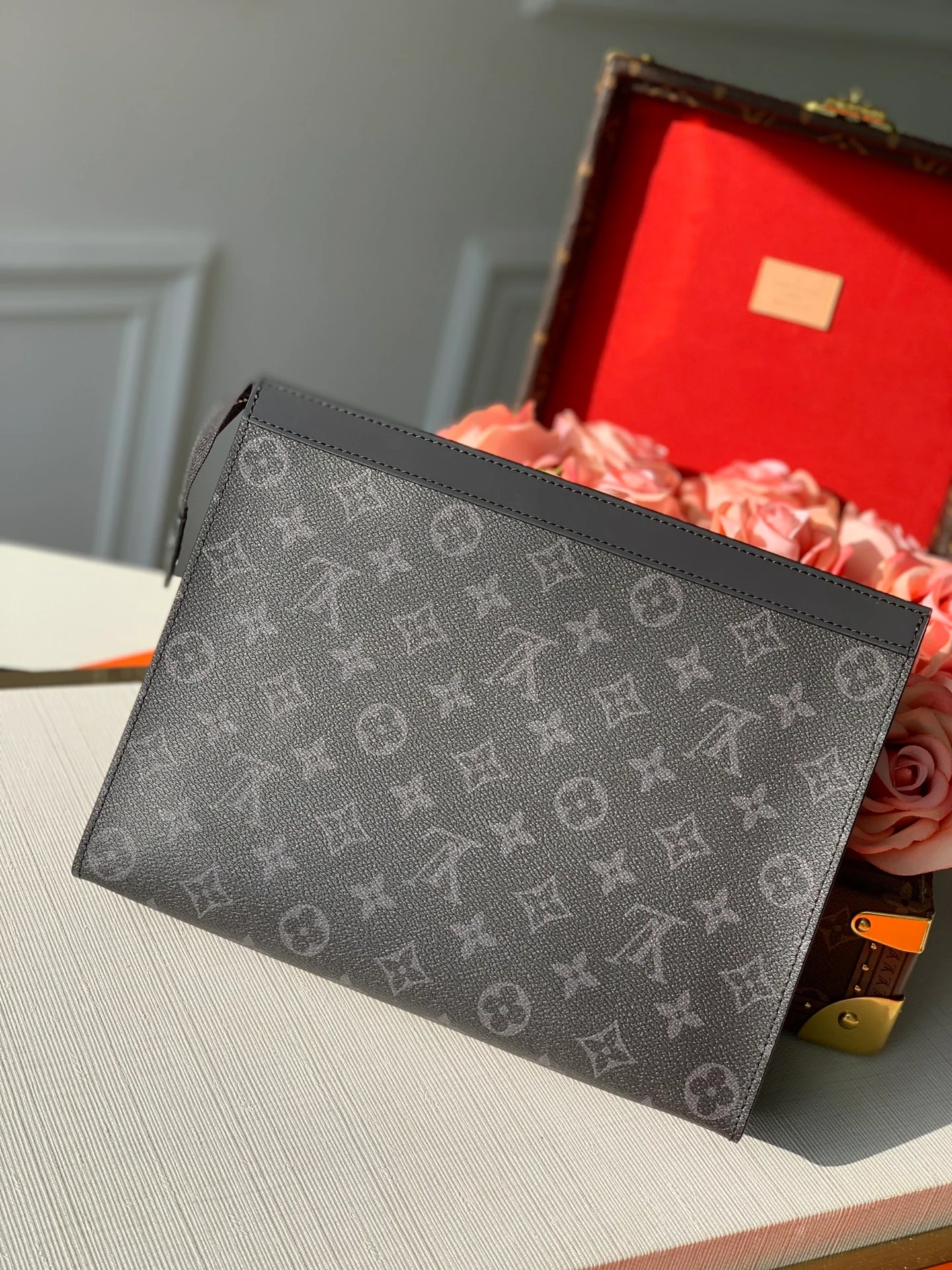 lv-m61692-Радужное сцепление