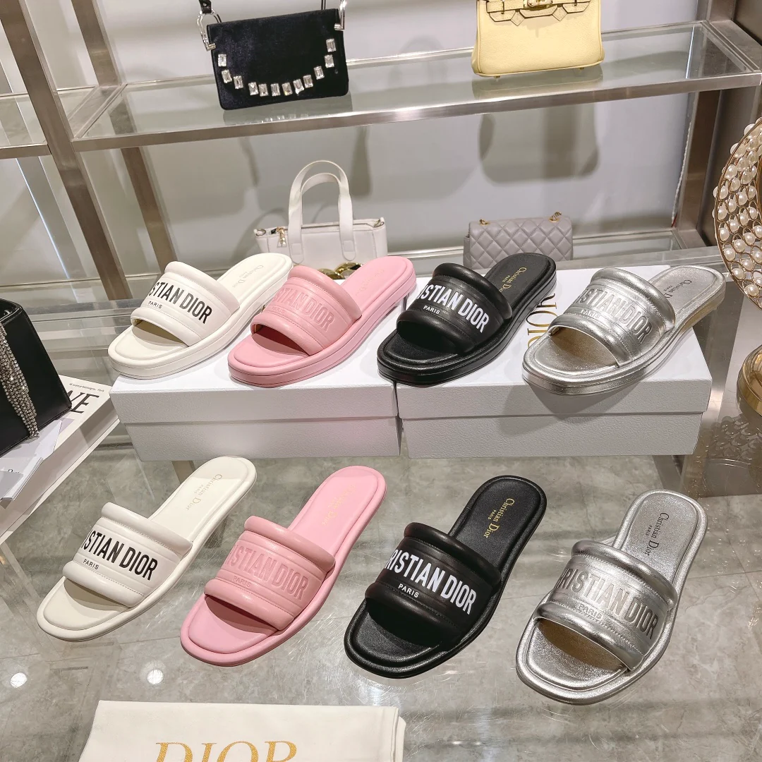 Новинка лета 2023 от Dior - Тапочки из овечьей кожи - Черные