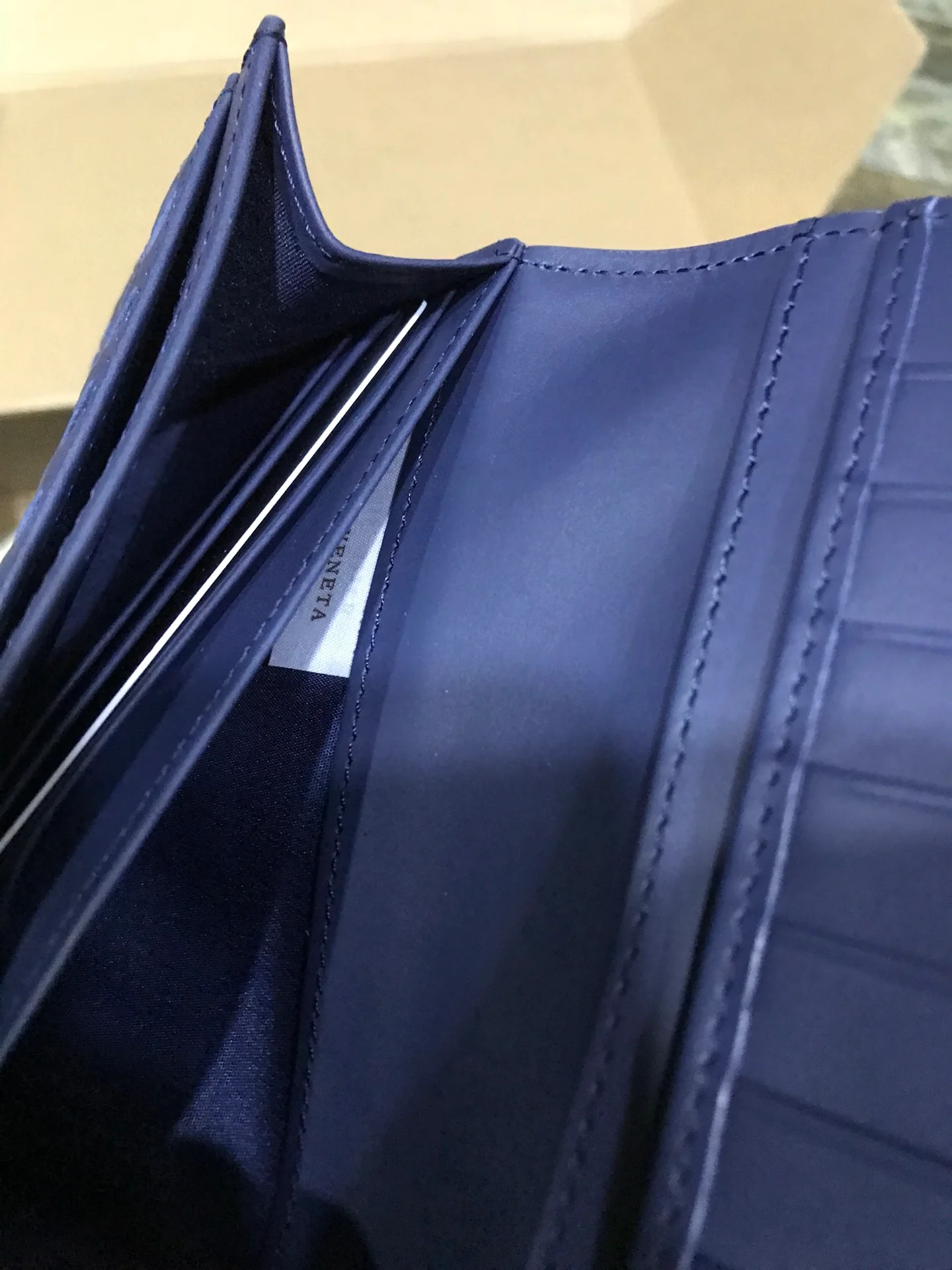 BV 翻盖长夹-意大利原厂胎牛皮