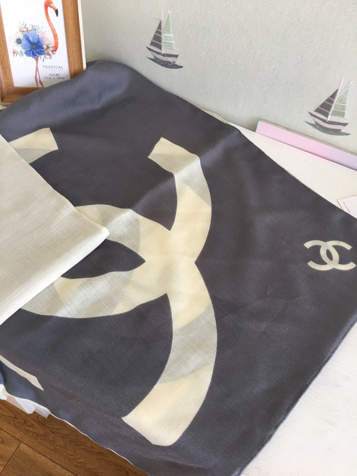 Chanel - Большой квадратный шелковый шарф - 140 см - 30 - Шелк 70 - Шерсть