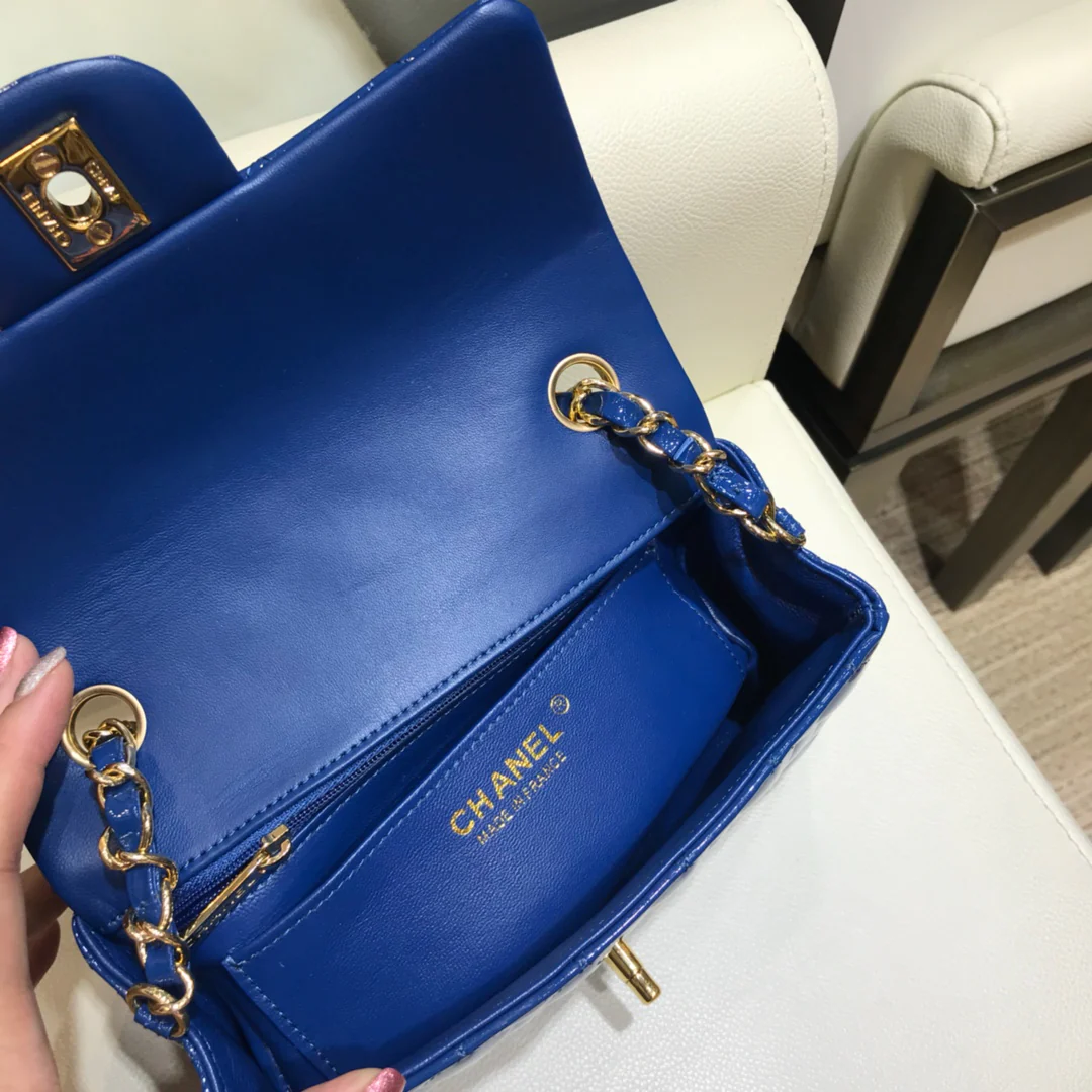 Сумка Chanel CF - лакированная кожа - золотая цепочка - 20 см - 1