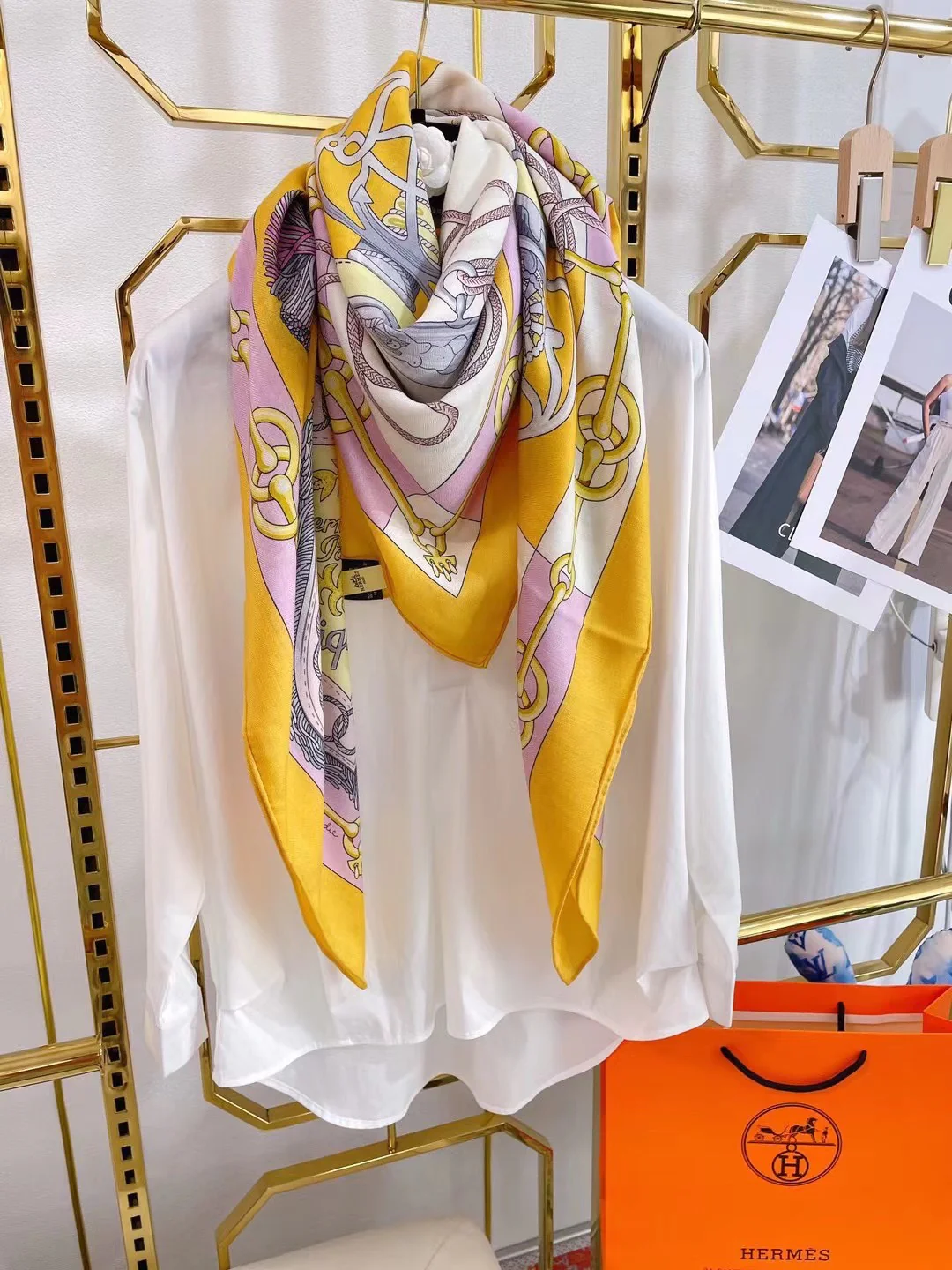 Hermes - Sabre March - Кашемировый шарф ручной работы, 140 квадратных дюймов.