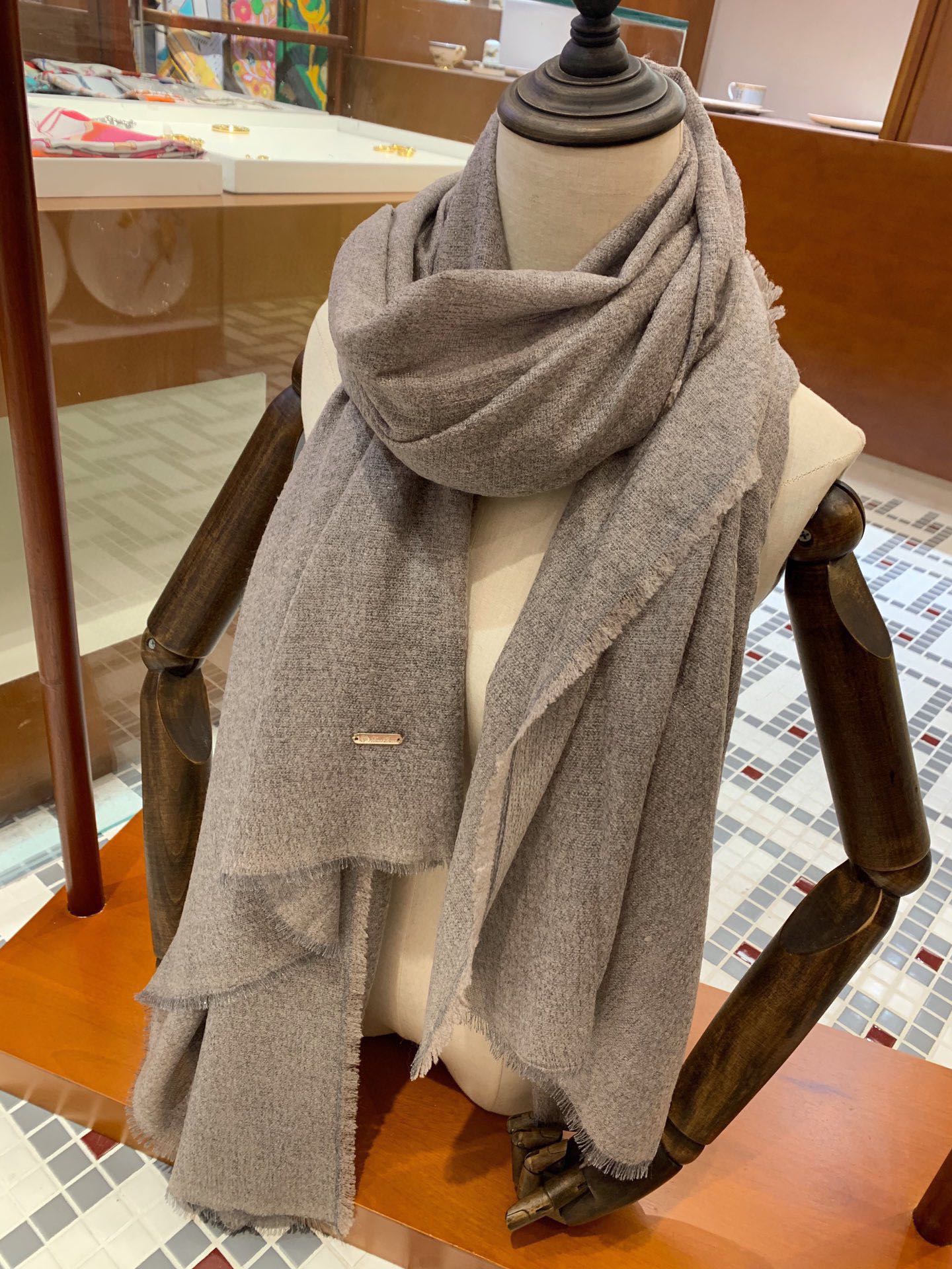 Loro Piana - Шарф из кашемировой пряжи - Серый