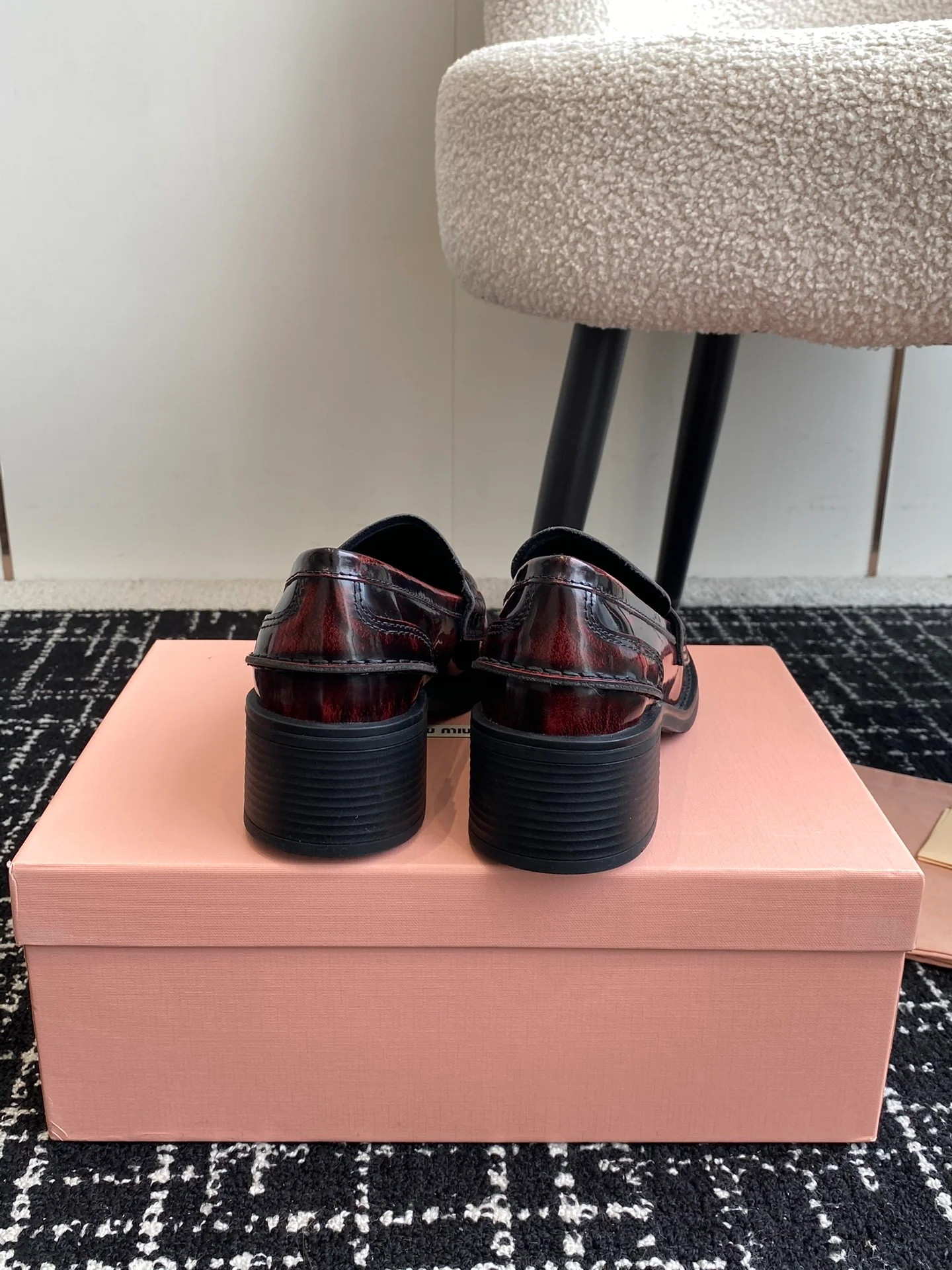 Лоферы Miu Miu 2024 - бордовые - 1