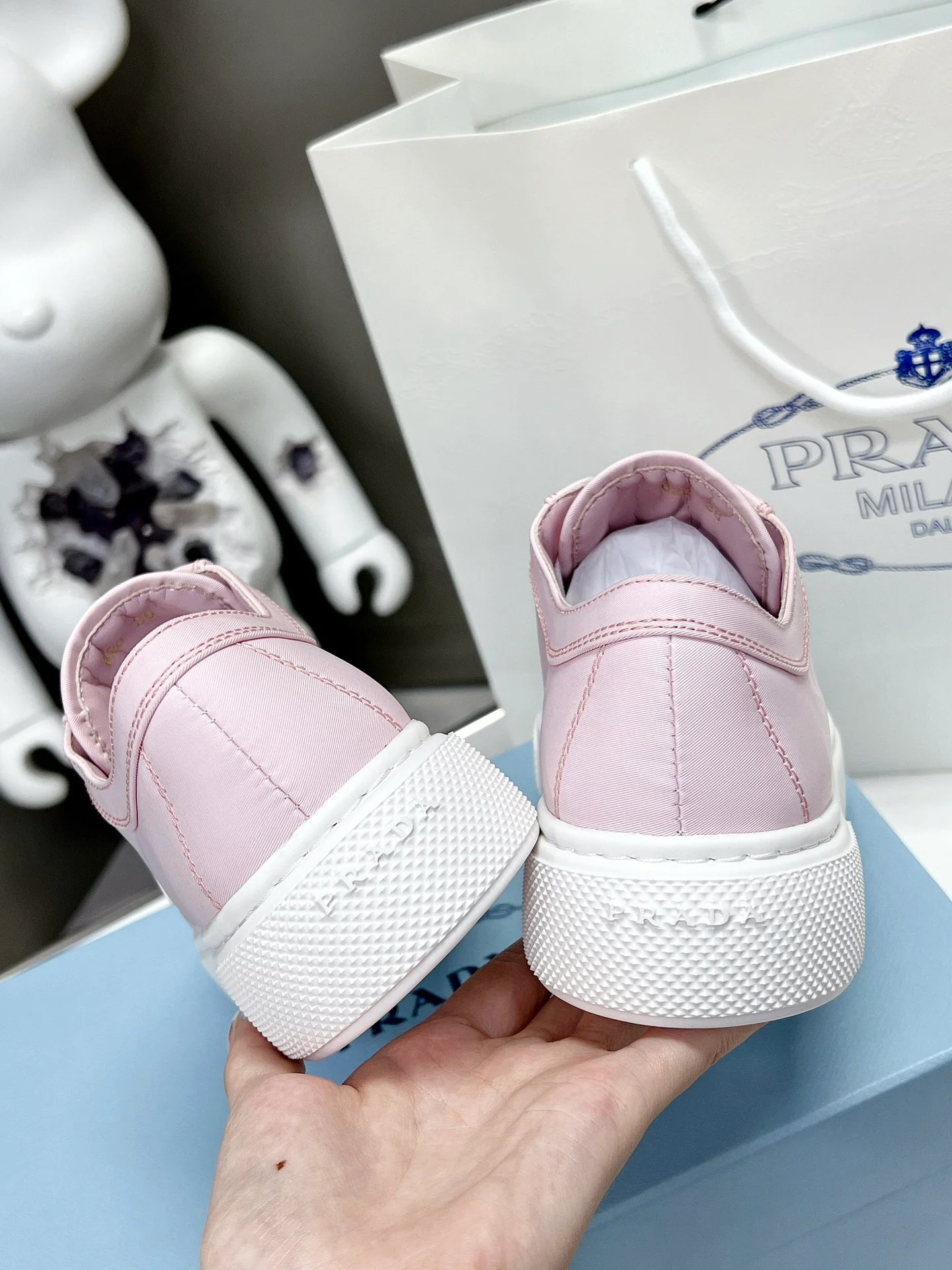 Новинка сезона осень/зима 2022 от Prada - повседневные туфли на платформе - 2