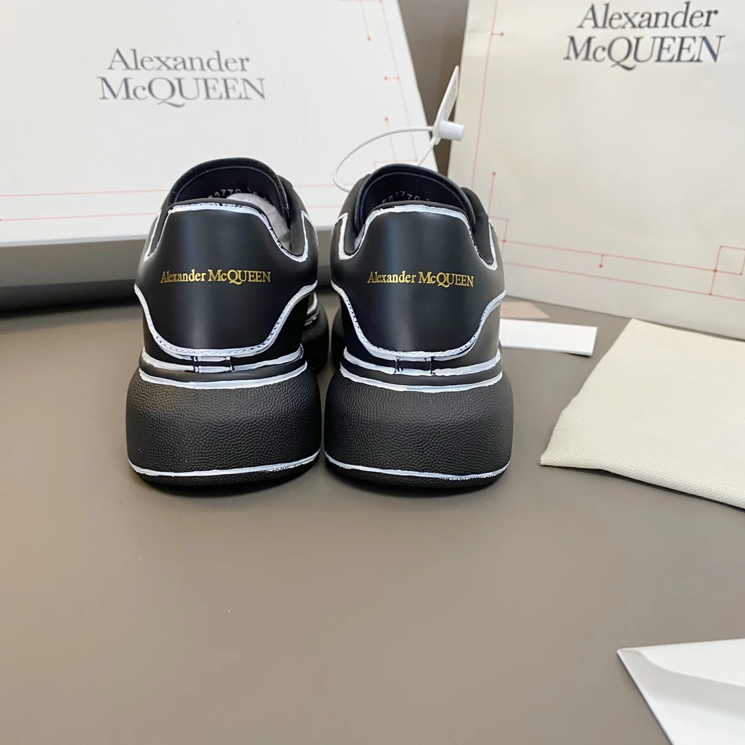 МакКуин - Граффити, нарисованное от руки - Черно-белые кроссовки