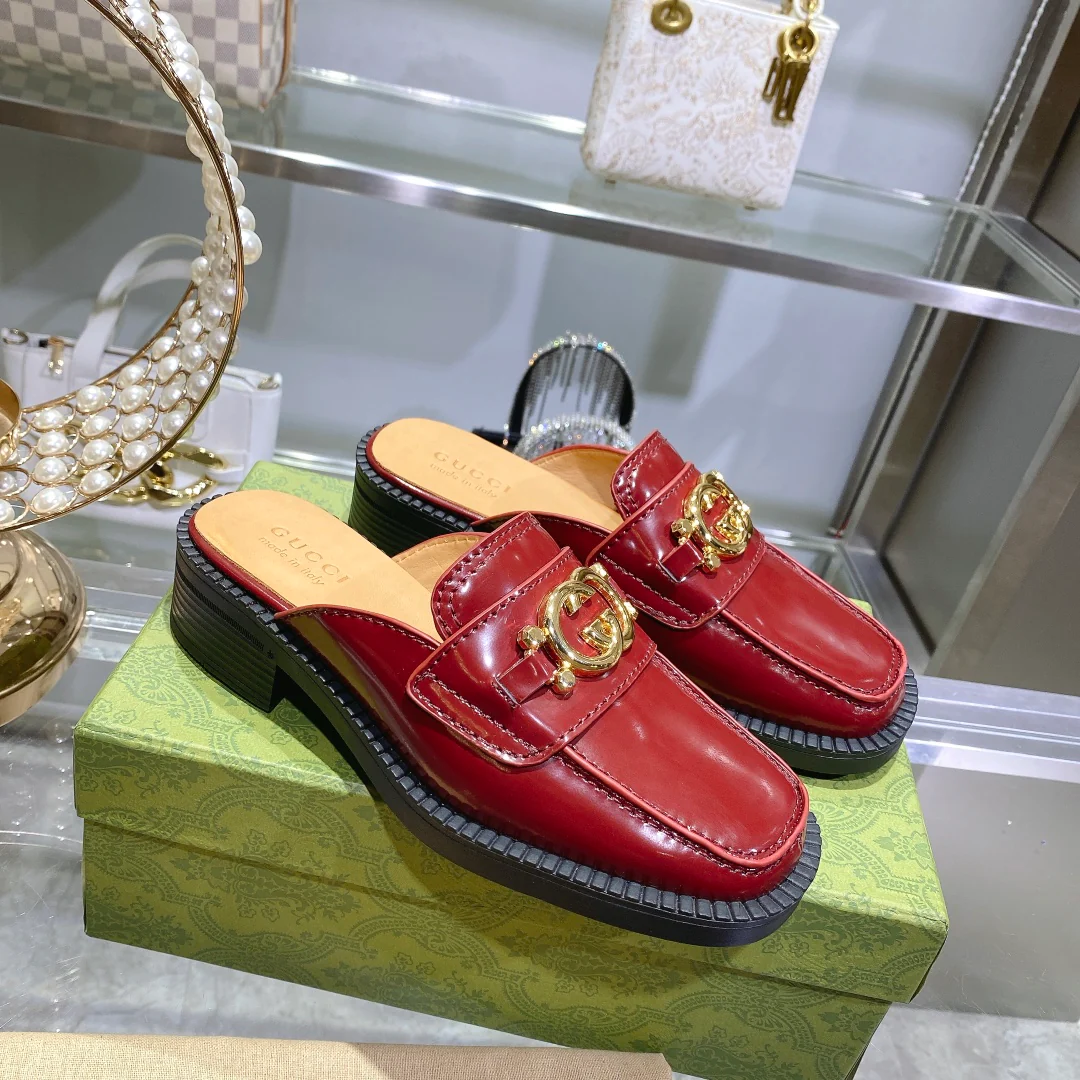 Лоферы Gucci с квадратным носком (без шнурков)