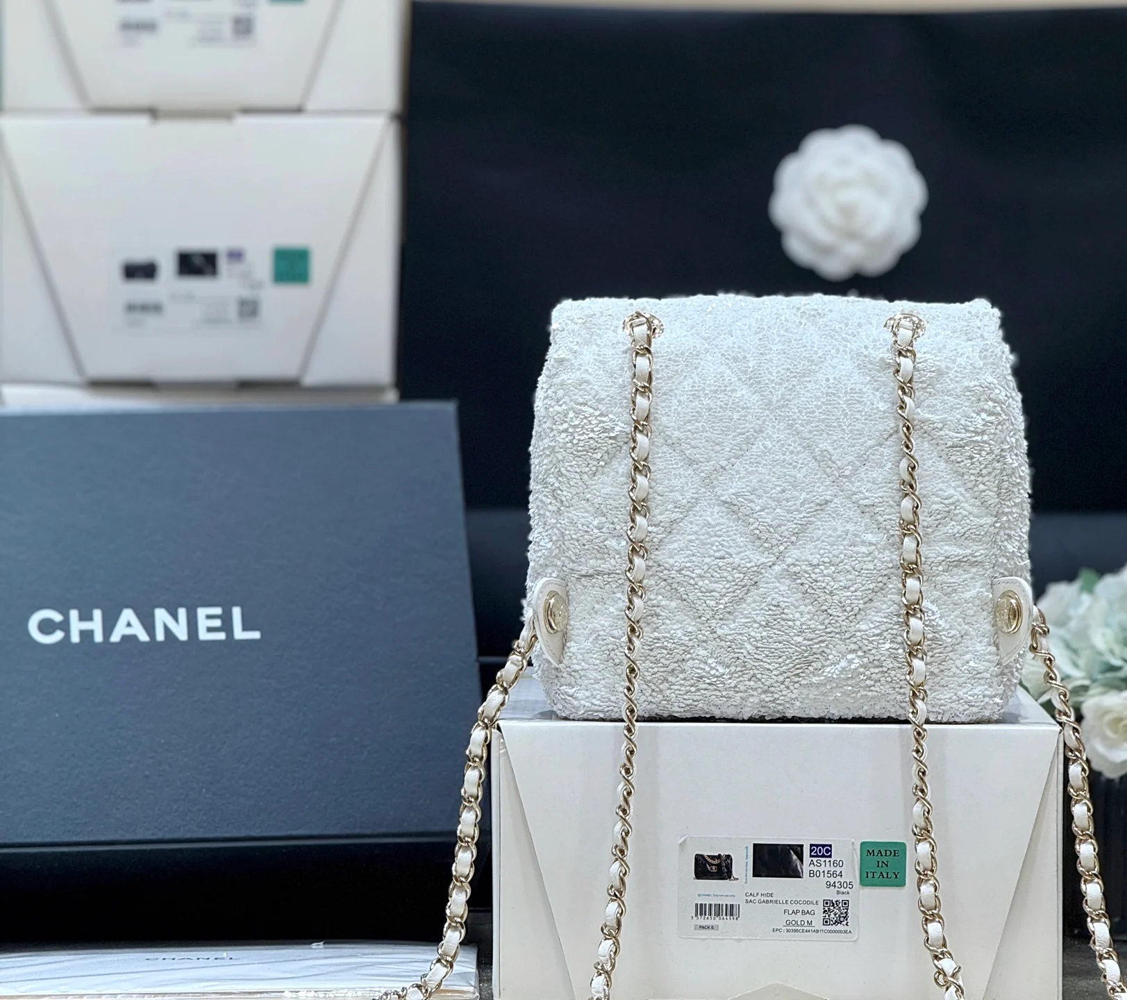 Предварительный показ осенне-зимней коллекции Chanel 25b - Двойной рюкзак с пайетками - Белый