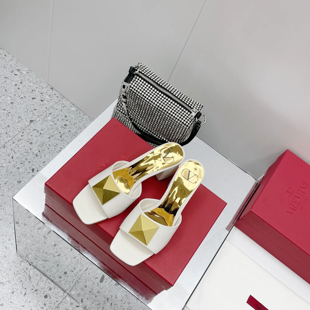 Тапочки Valentino на толстом каблуке