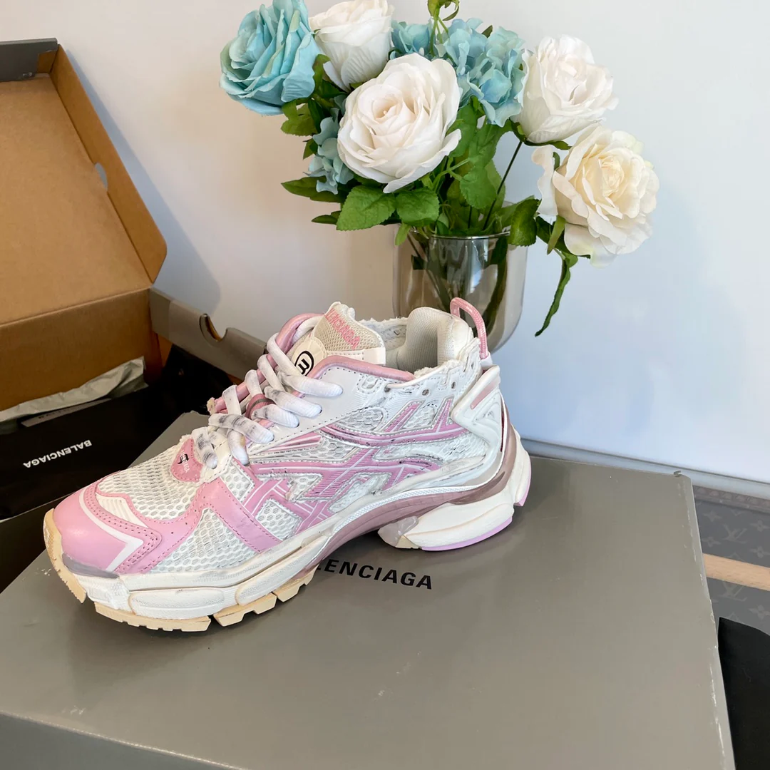 Кроссовки Balenciaga 7th Generation Retro Dad Sneakers - розовые