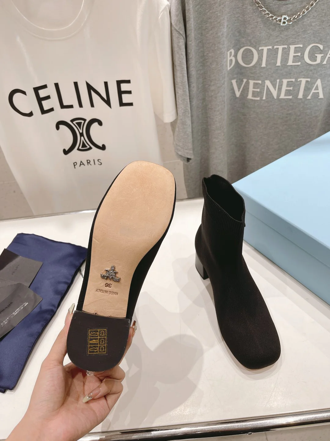 Ботильоны на высоком каблуке Prada 2024 — черные