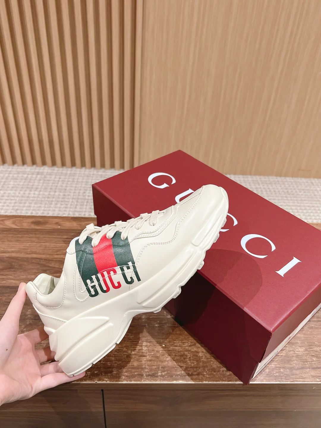 Кроссовки Gucci 2024 Dad Shoes - бежевые