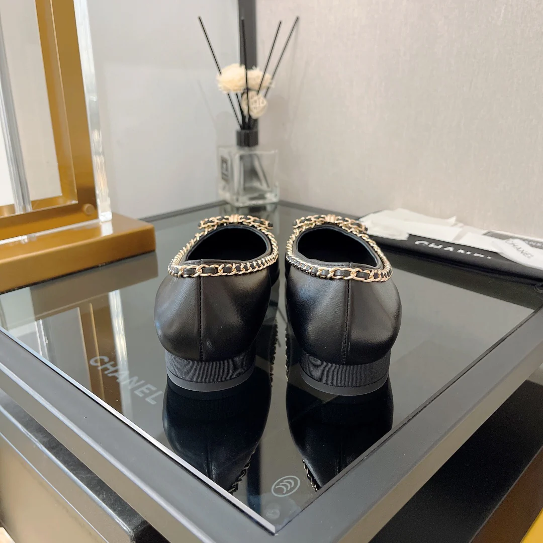 Балетки Chanel с цепочкой и бантом - из овечьей кожи