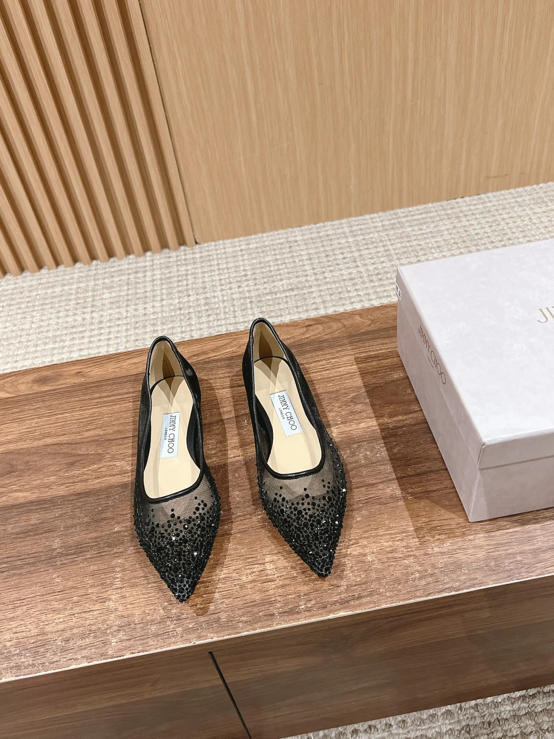 Балетки с острым носком Jimmy Swarovski Crystal Mesh - черные