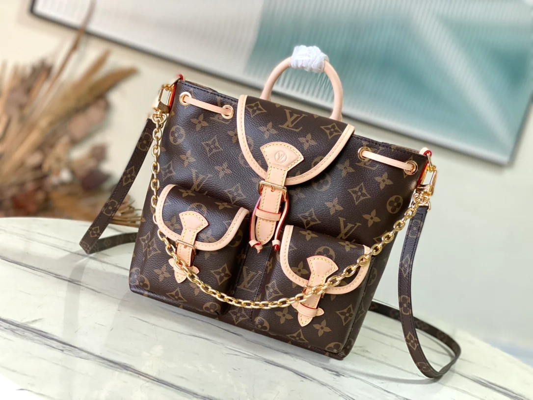 m46932-LV-excursion-pm-Backpack-Classic Monogram Canvas