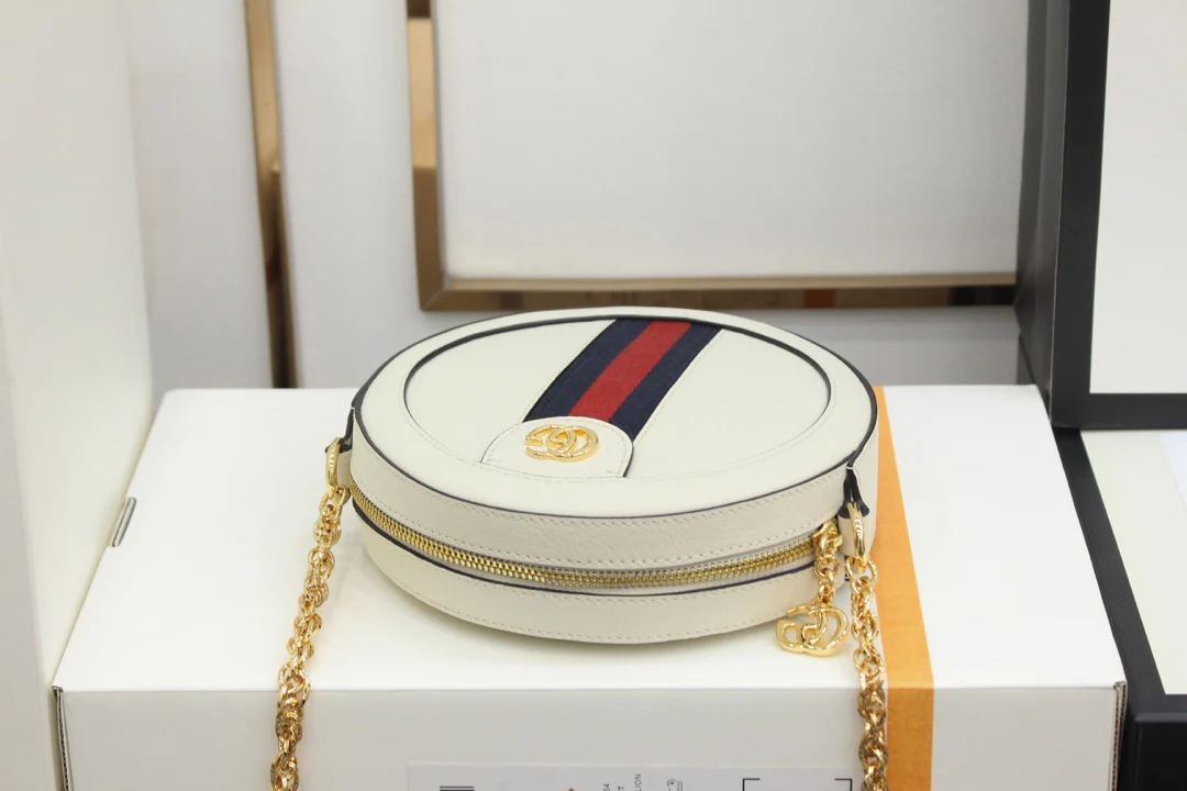 Сумка через плечо Gucci Ophidia Round Cake Collection - белая.