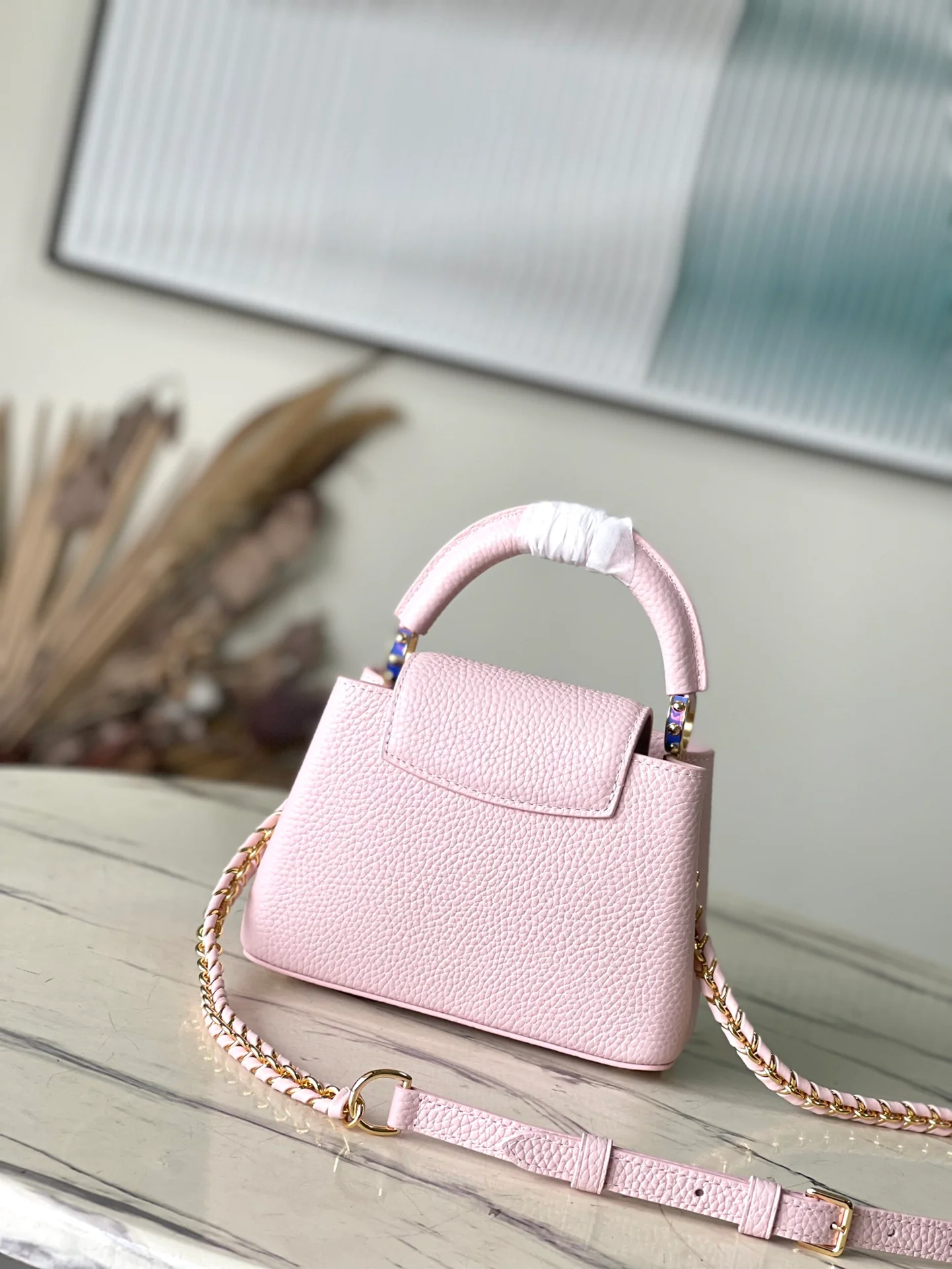 m22054-LV-capucines-mini-handbag/crossbody bag-pink