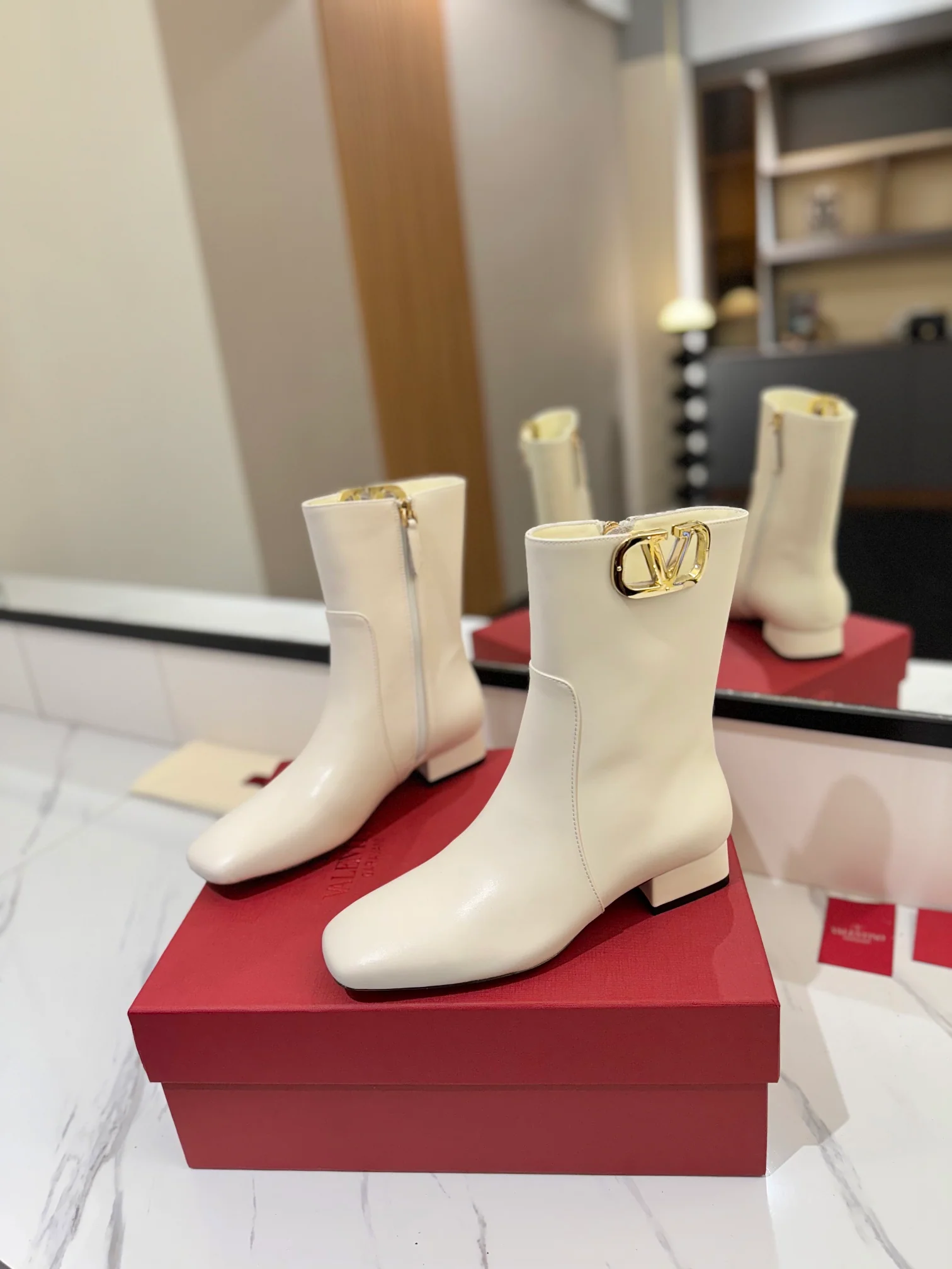 Ботильоны Valentino 2024 из кожи - белые