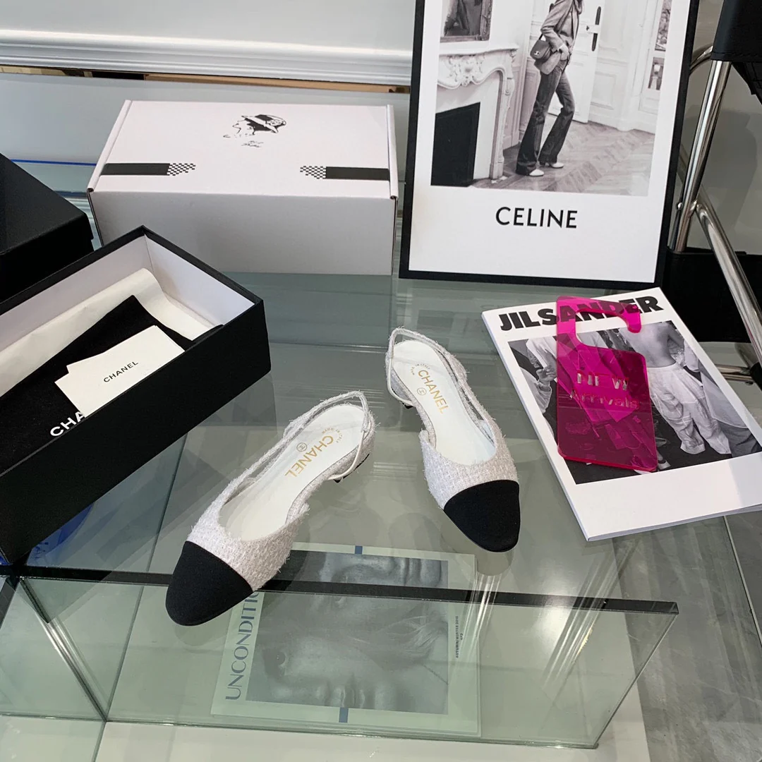 Классические сандалии Chanel - балетки - белые