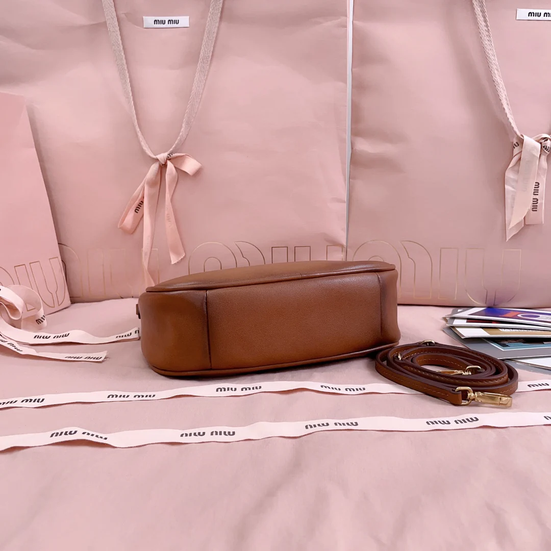 Miu Miu-5bc125-miuwander-сумочки
