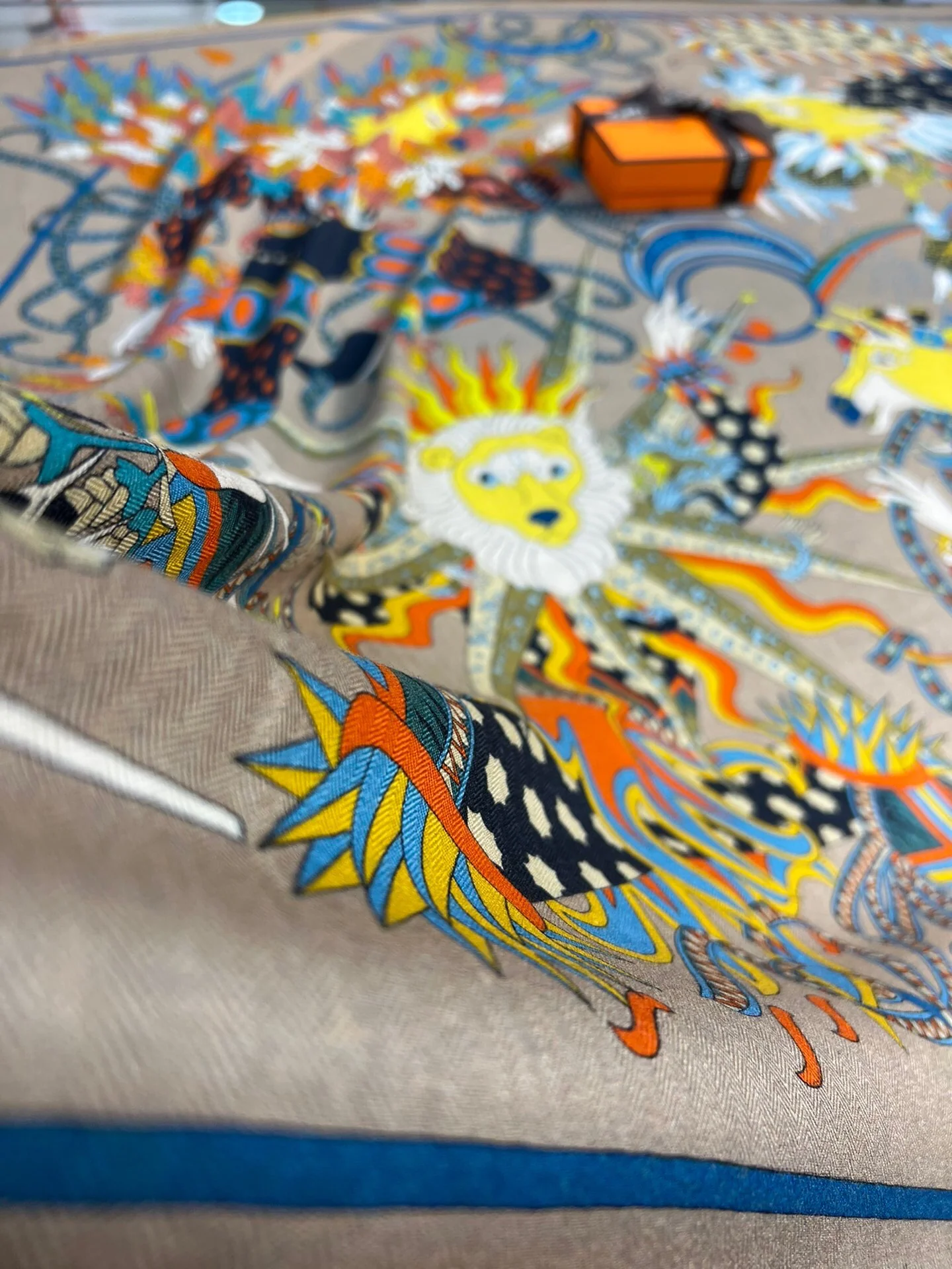 Двусторонняя шаль Hermes из шелка и кашемира - 140 см