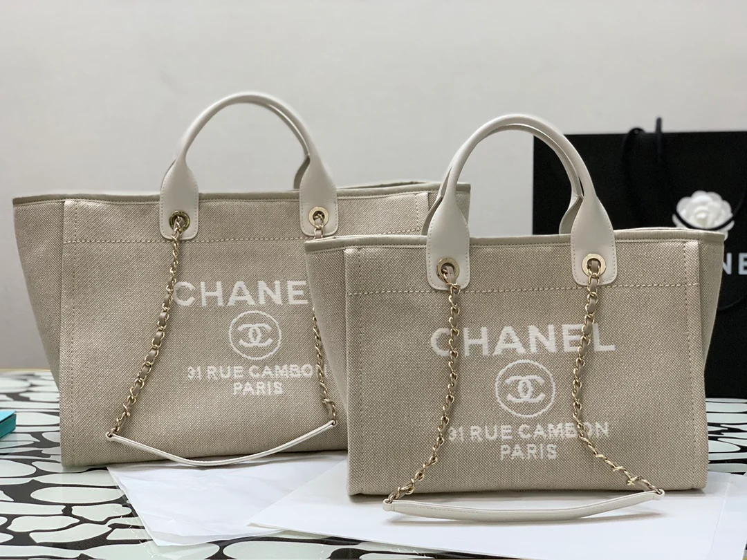 Коллекция Chanel Весна/Лето 2022 - Пляжная сумка - Белая - Большая