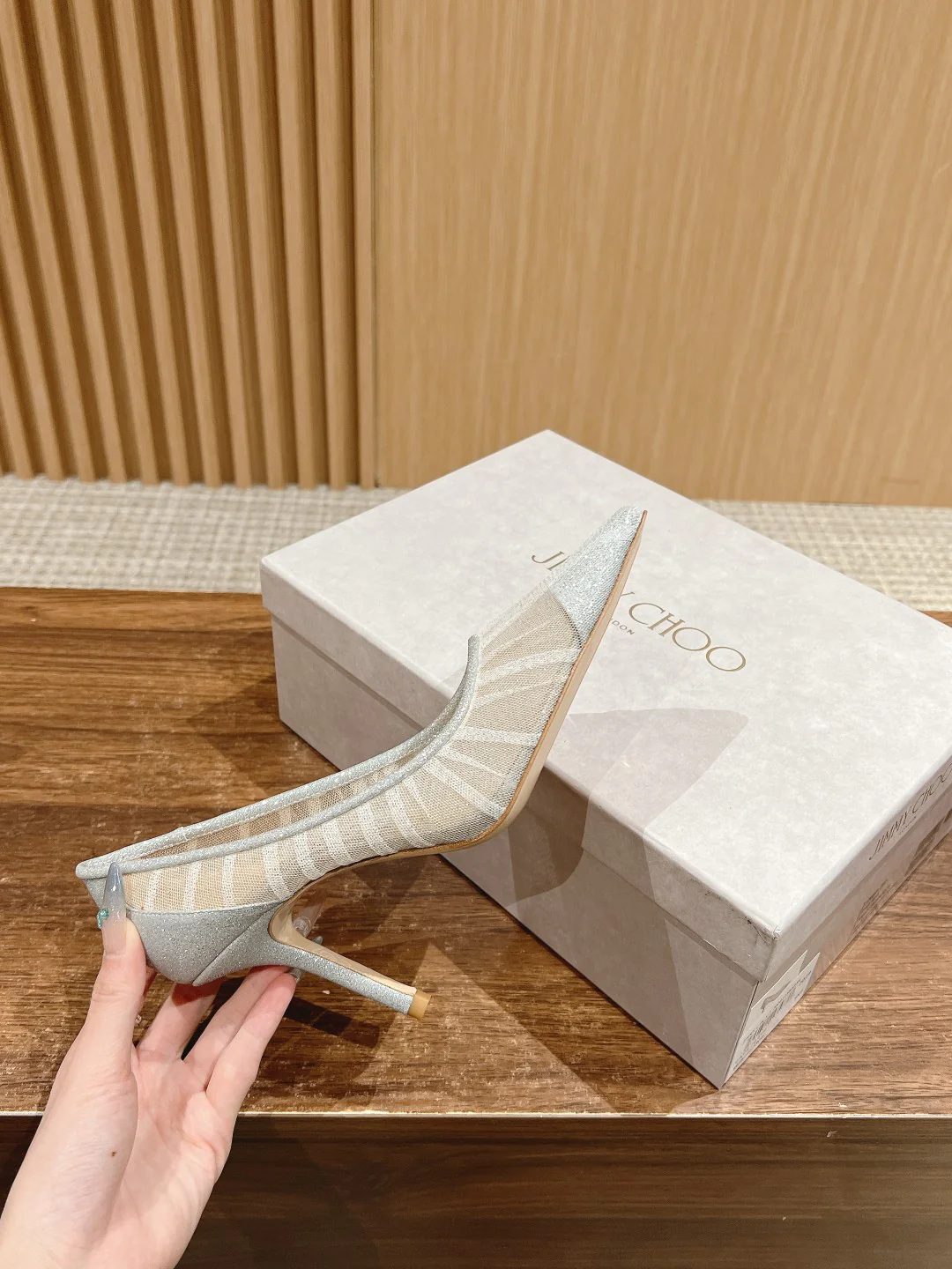 Туфли на высоком каблуке Jimmy Mesh с острым носком - белые - 1