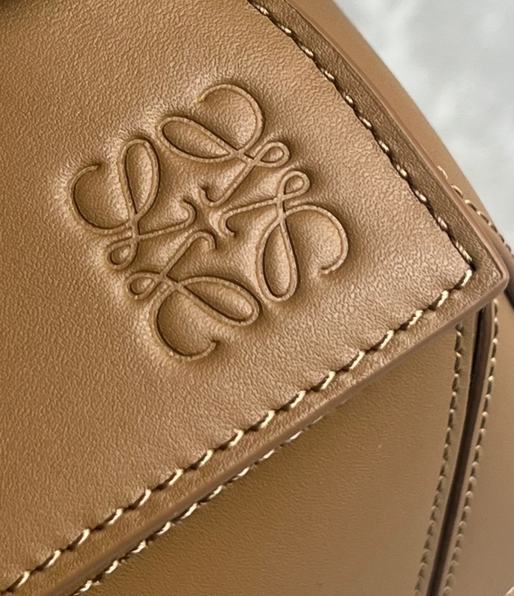 Loewe Puzzle Leather Satin Caramel Small