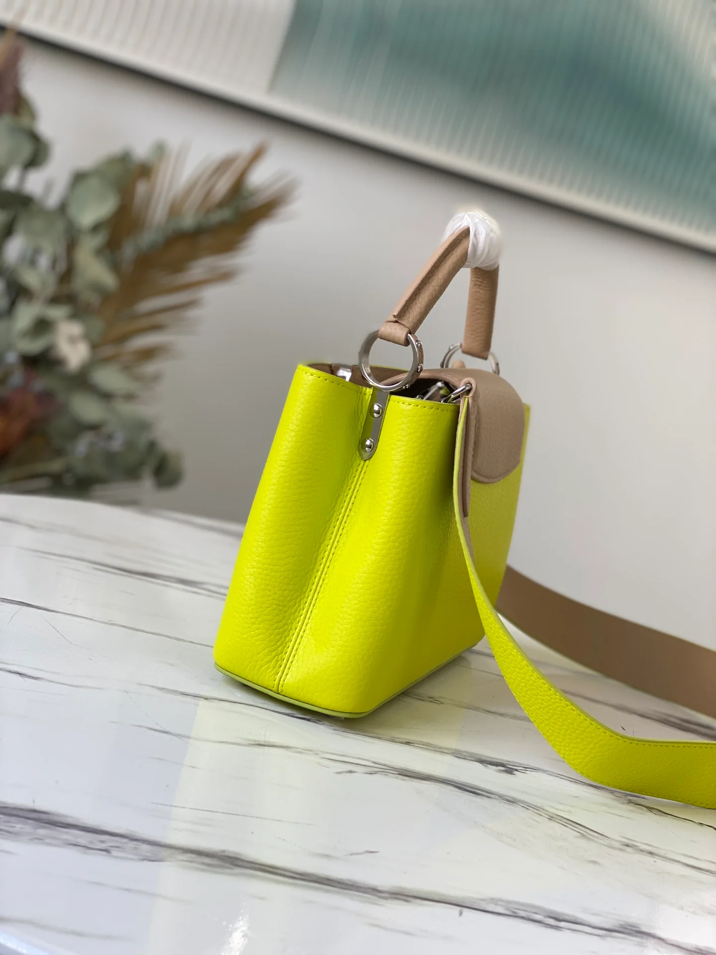 lv-m57521-capucines-small handbag