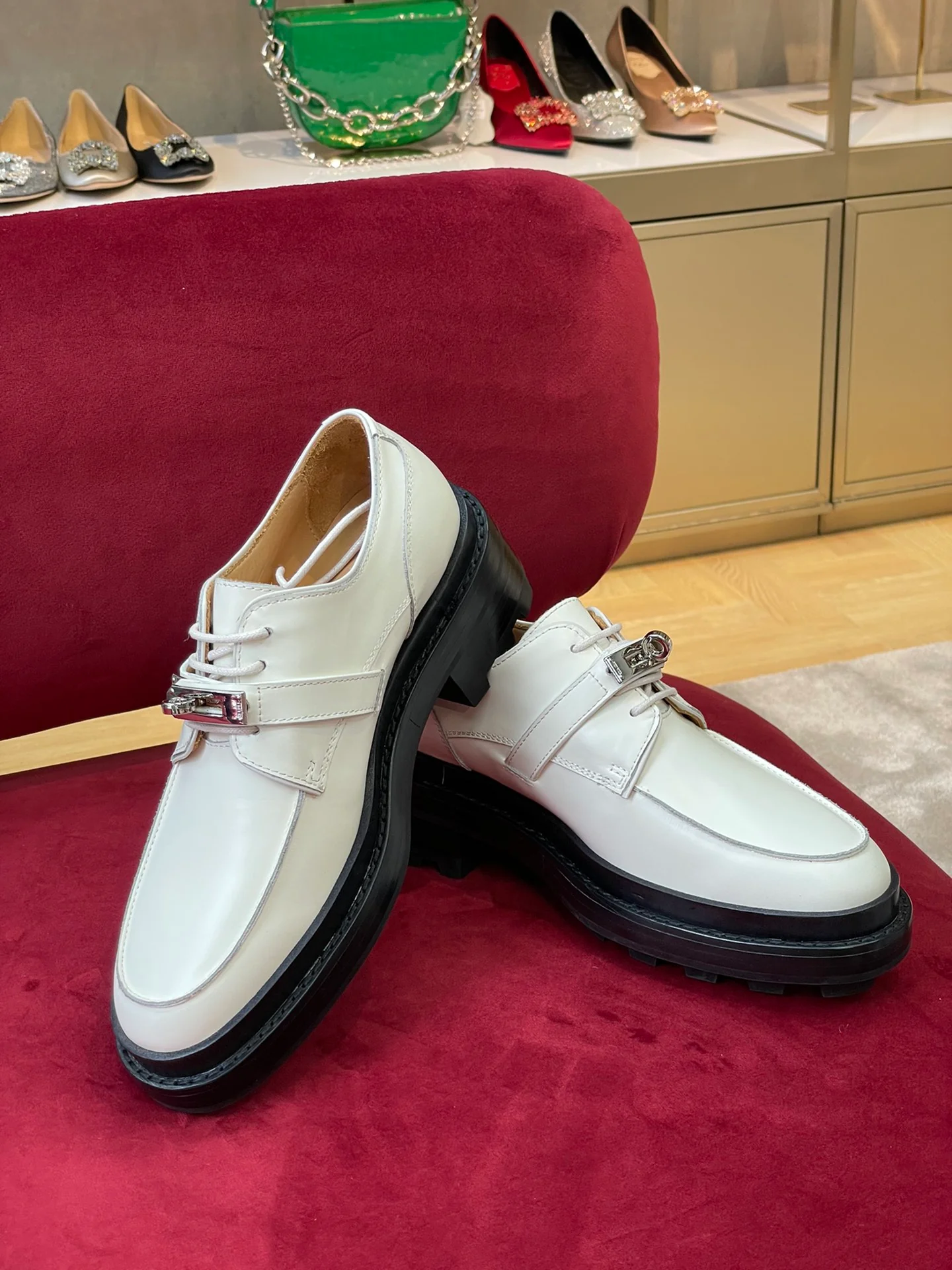 Hermes - Новинка сезона осень/зима 2022 - Обувь Kelly Alo