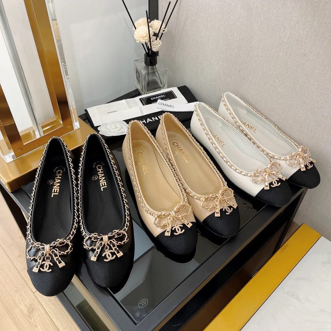 Балетки Chanel с цепочкой и бантом - из овечьей кожи