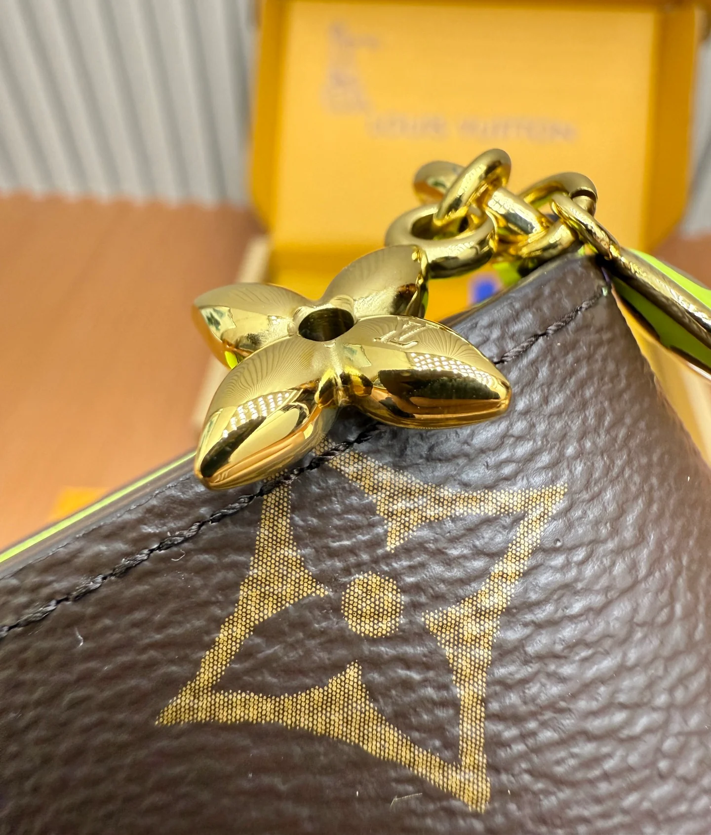 Кошелек LV-m14628 из цельной стали