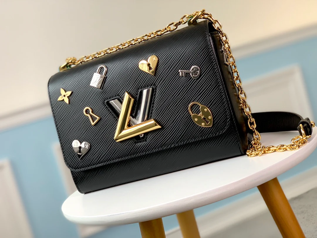 m50282-LV-Twist Handbag-Black