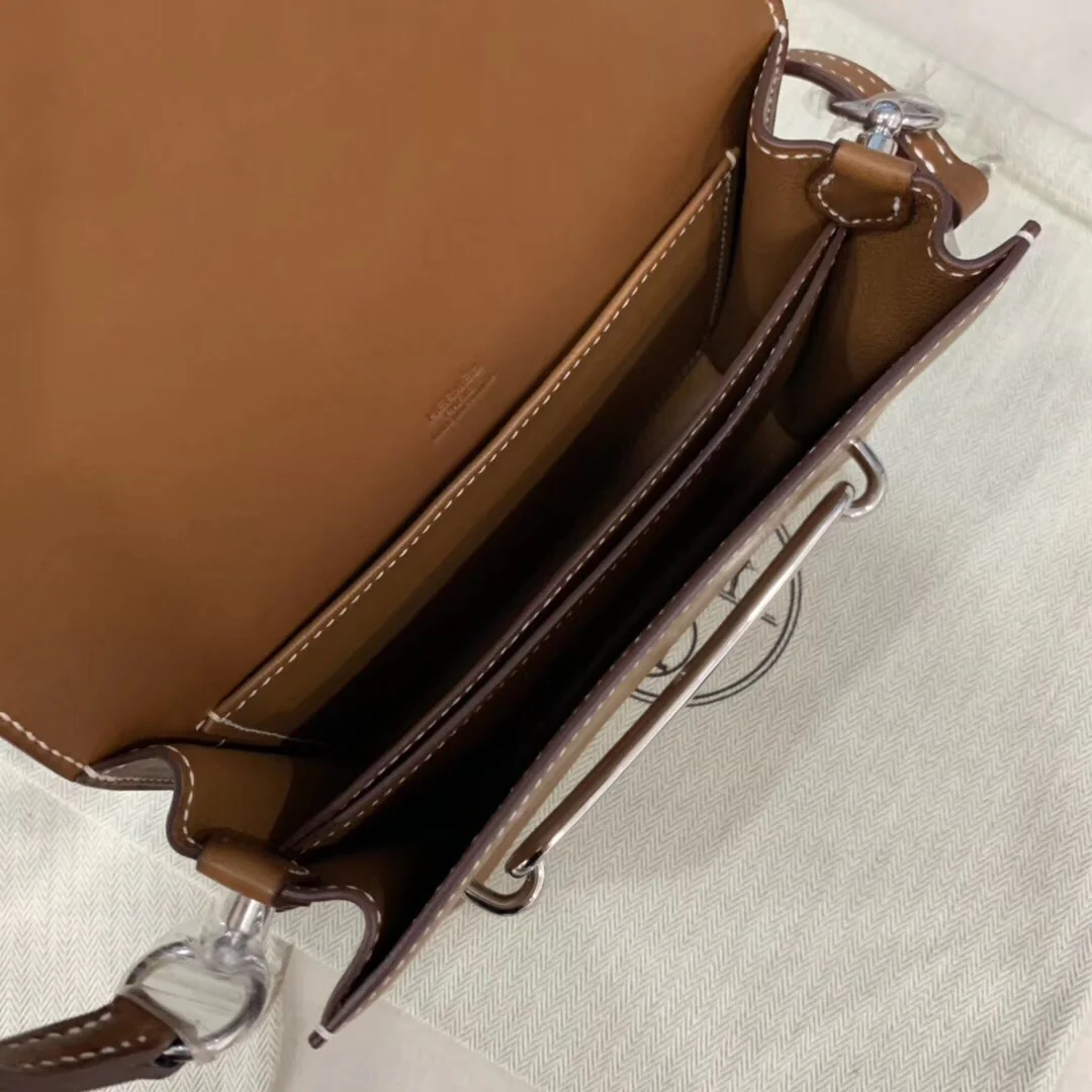 Hermes-roulis-19-veau-barenia-34-fauve-серебряная пряжка