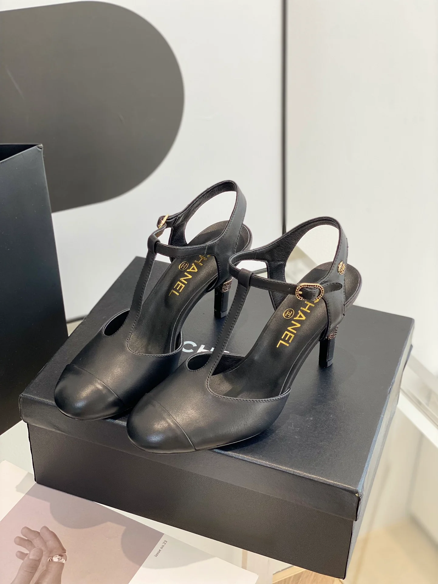 Туфли на каблуке Chanel 