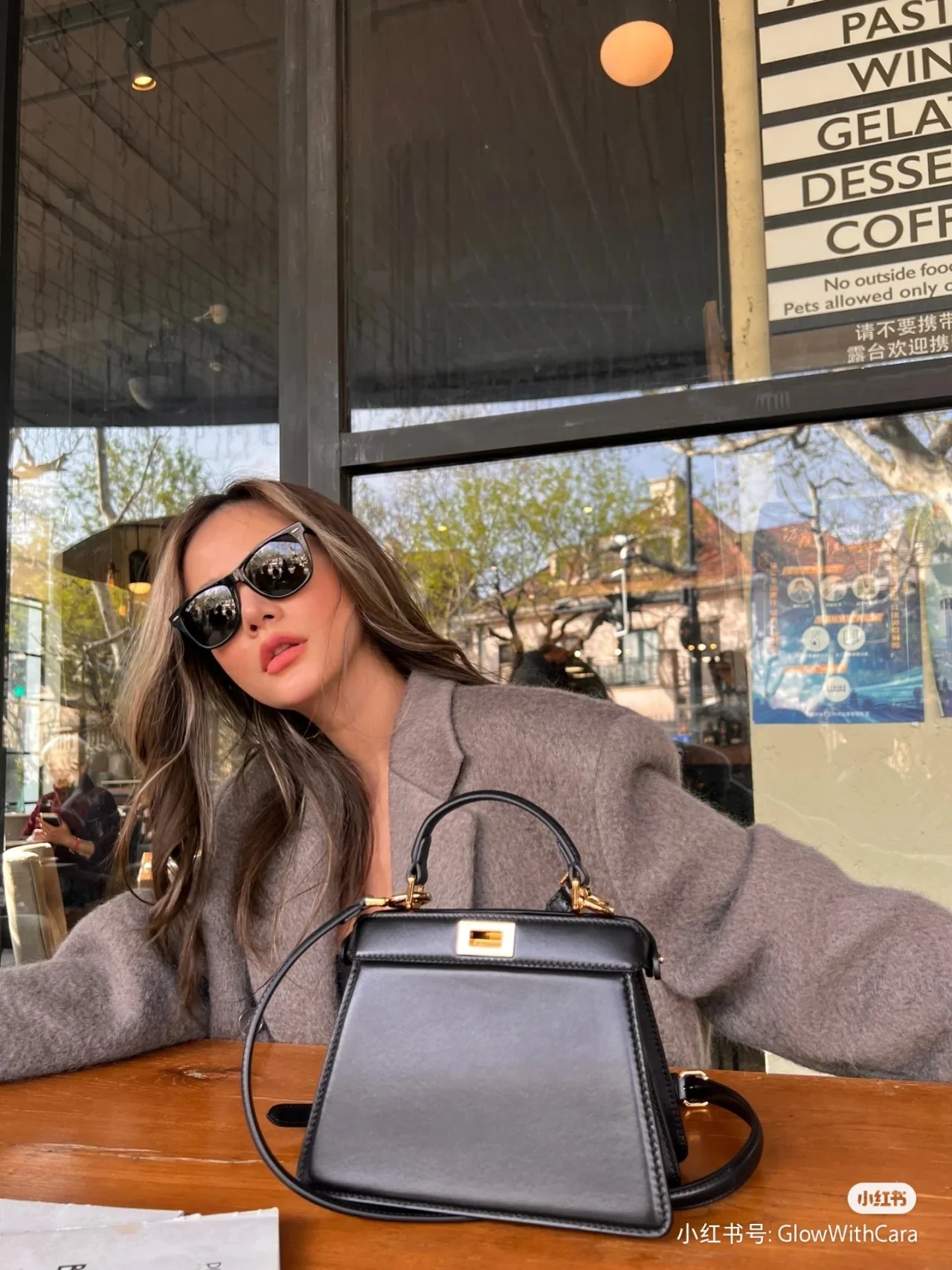 Fendi Peekaboo i See U Small Black Top Image