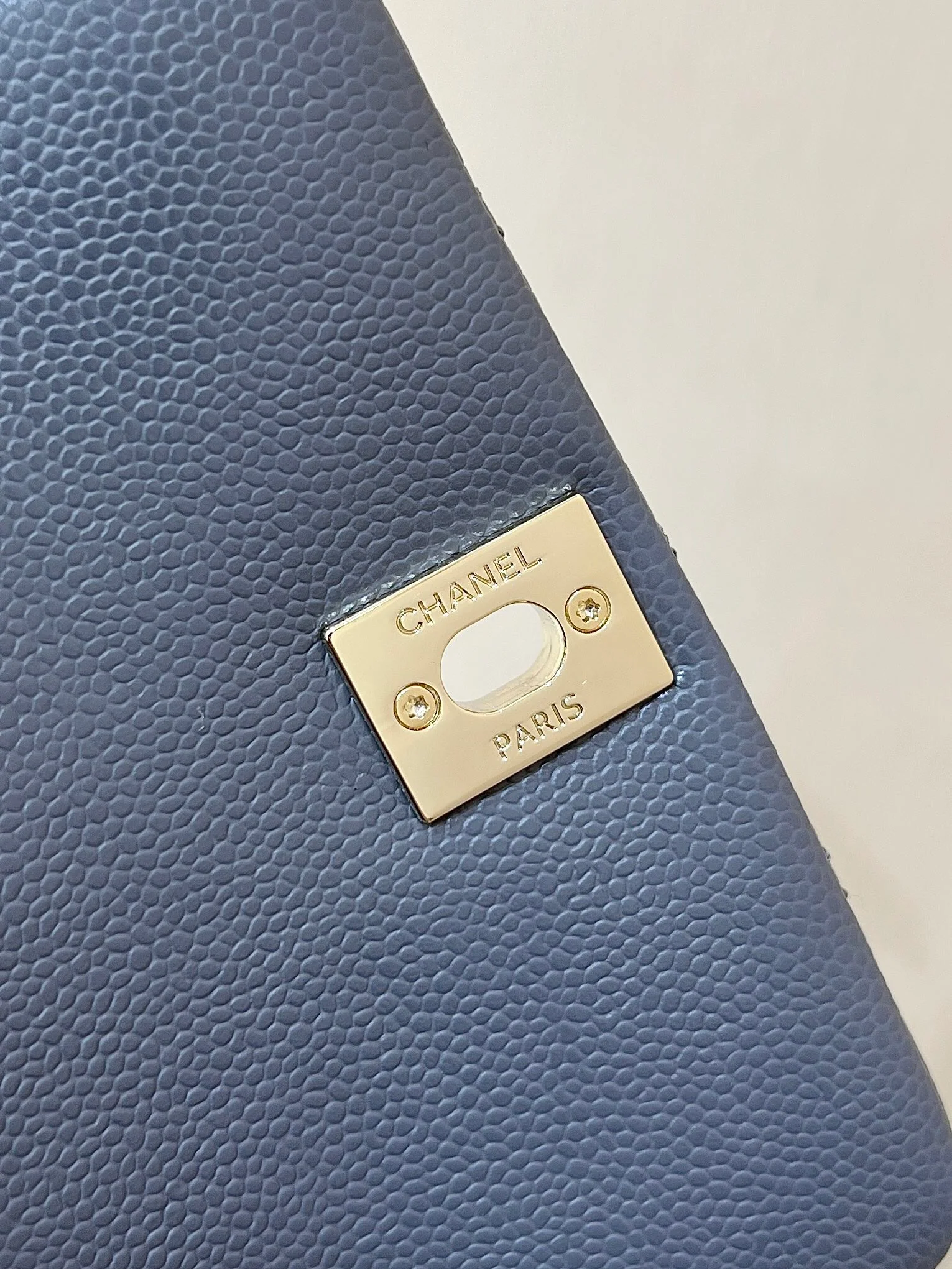 Рюкзак Chanel 24a-duma Frog, маленький, серый.