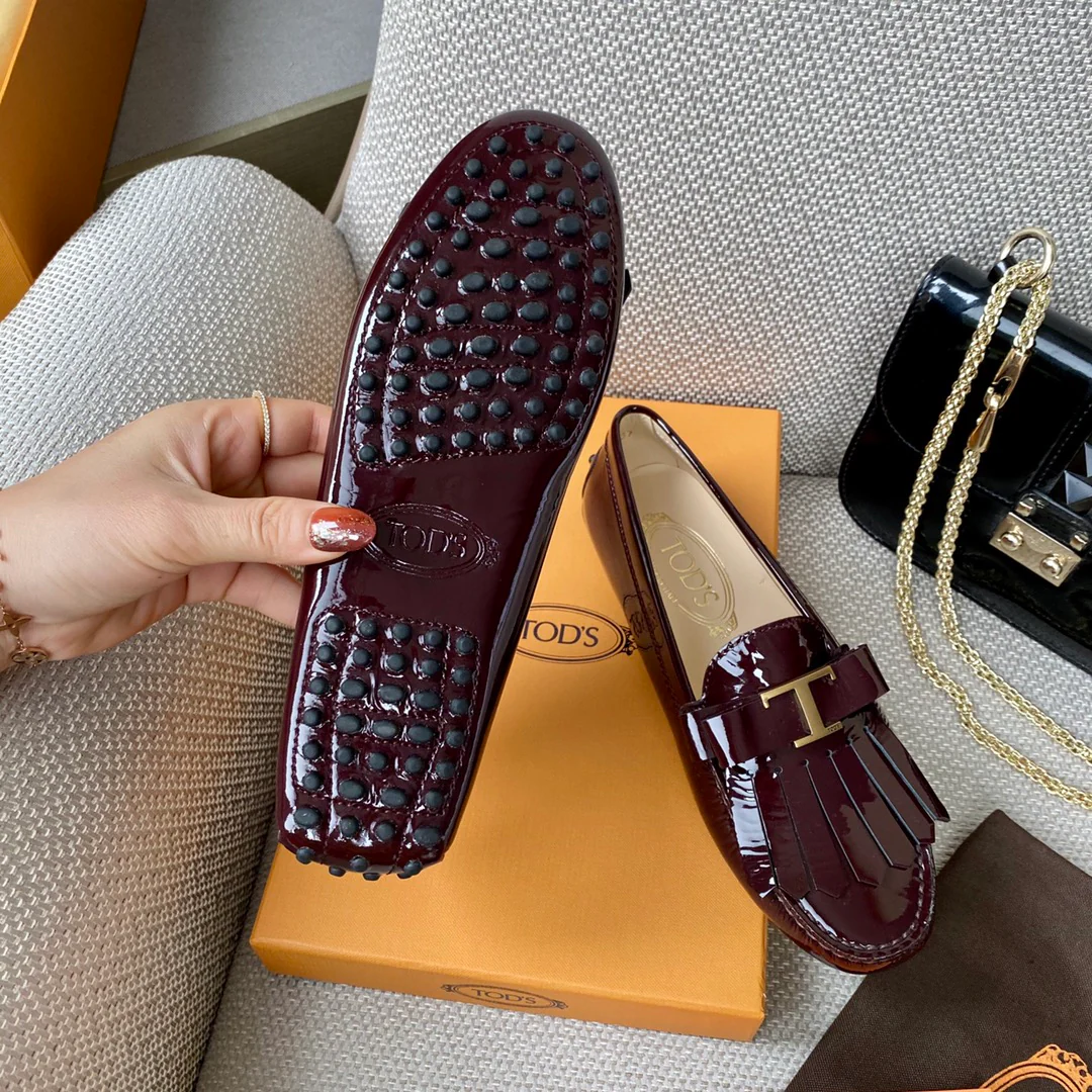 Tods - С кисточками - Футболка оверсайз - Лоферы - Туфли без шнурков