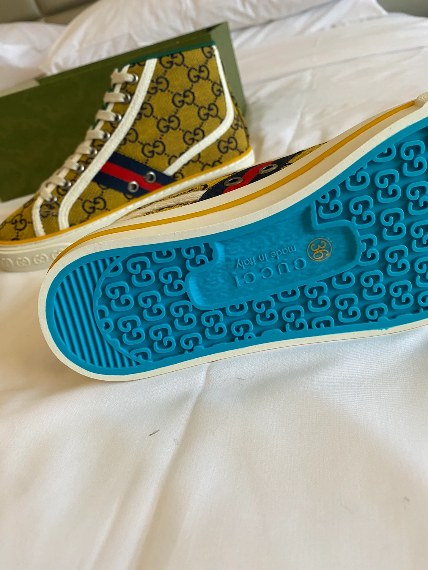 Высокие кеды Gucci с монограммой из канваса - 2