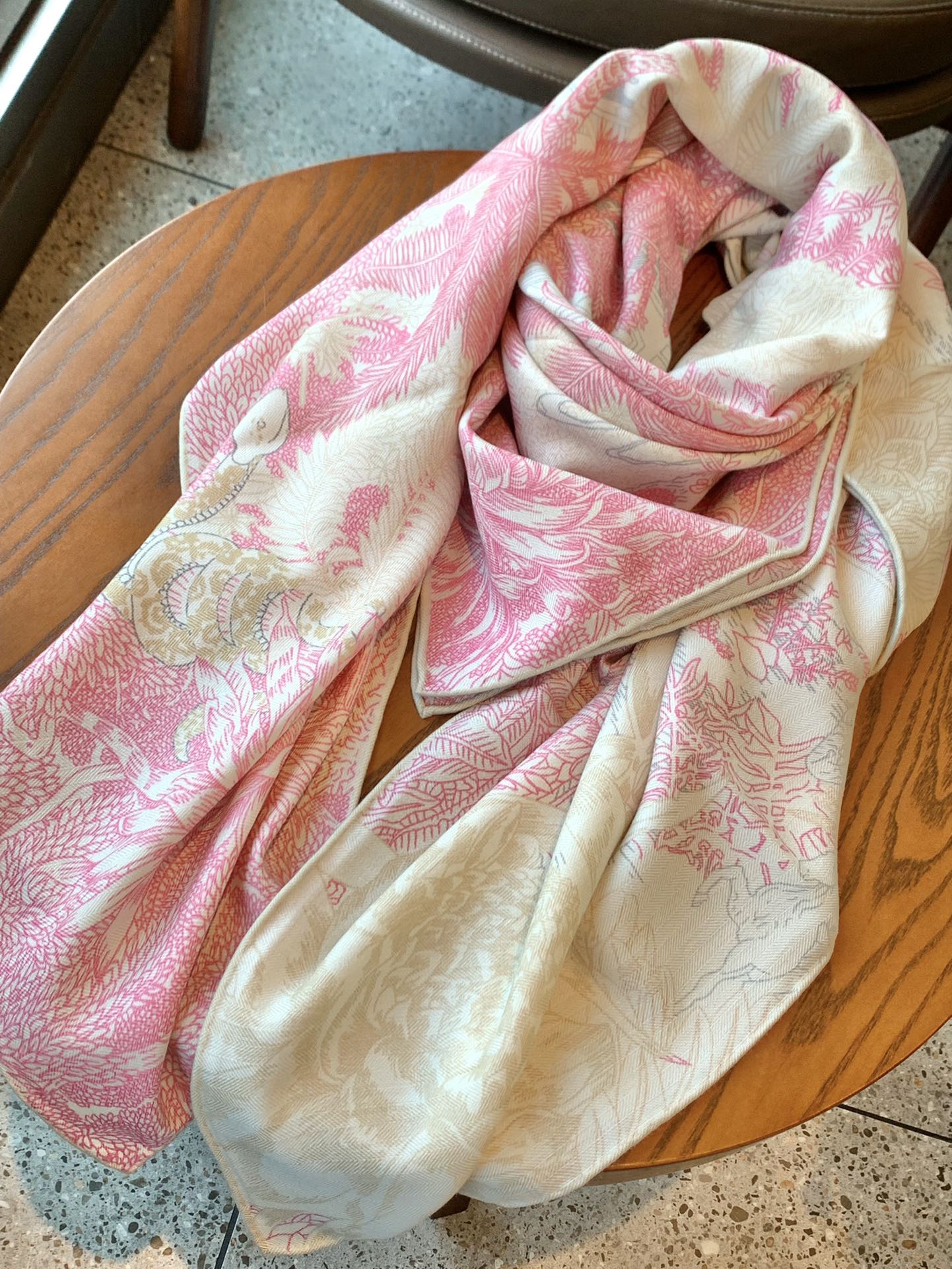 Hermes - Премиальный двусторонний квадратный шарф - 140 см - 70% кашемир - 30% шелк - 2 шт.