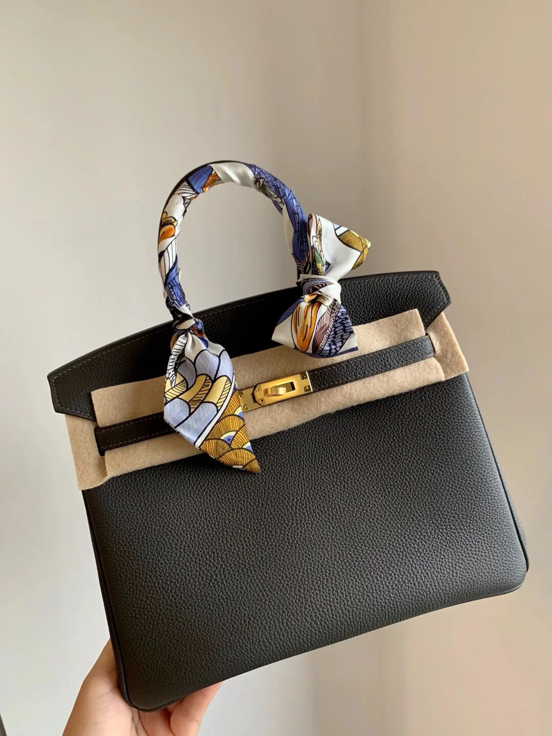 Сумка Hermes Birkin 25 Togo, графитово-серый цвет, золотая пряжка.