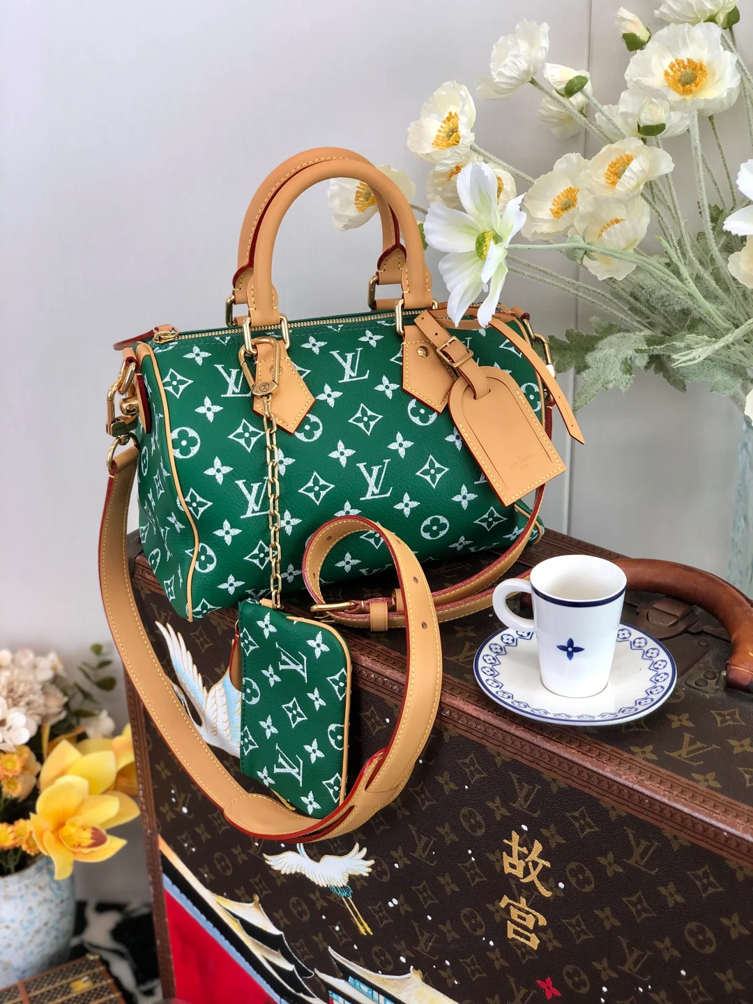 LV-m24423 Травянисто-зеленый