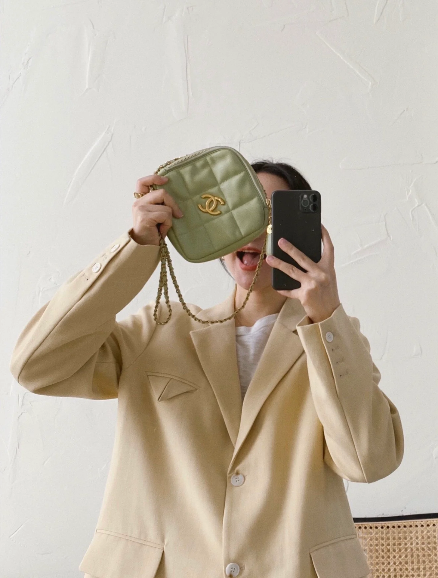 Маленькая квадратная сумка Chanel