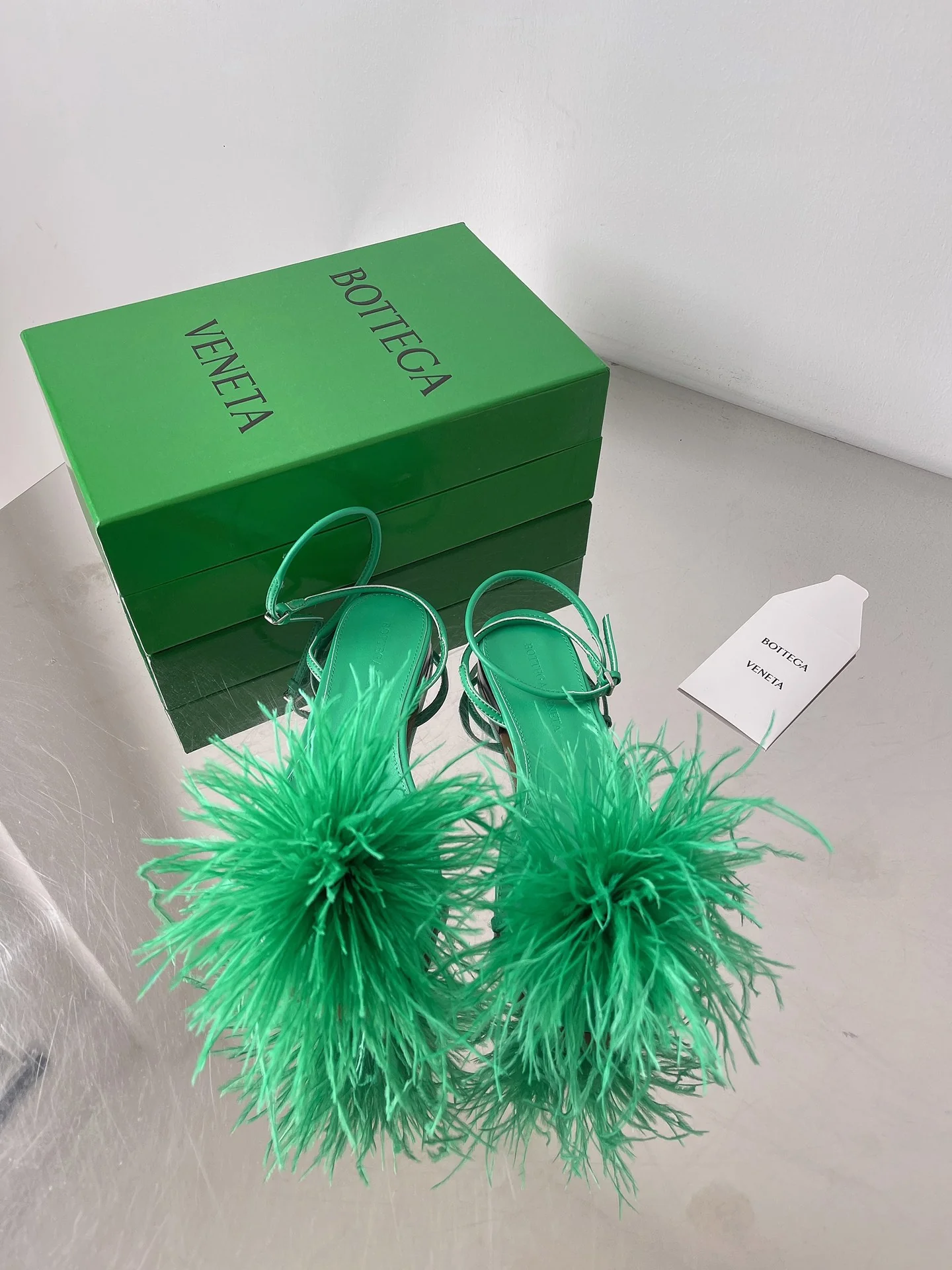 BV - Пушистые босоножки на высоком каблуке-шпильке - Зеленые