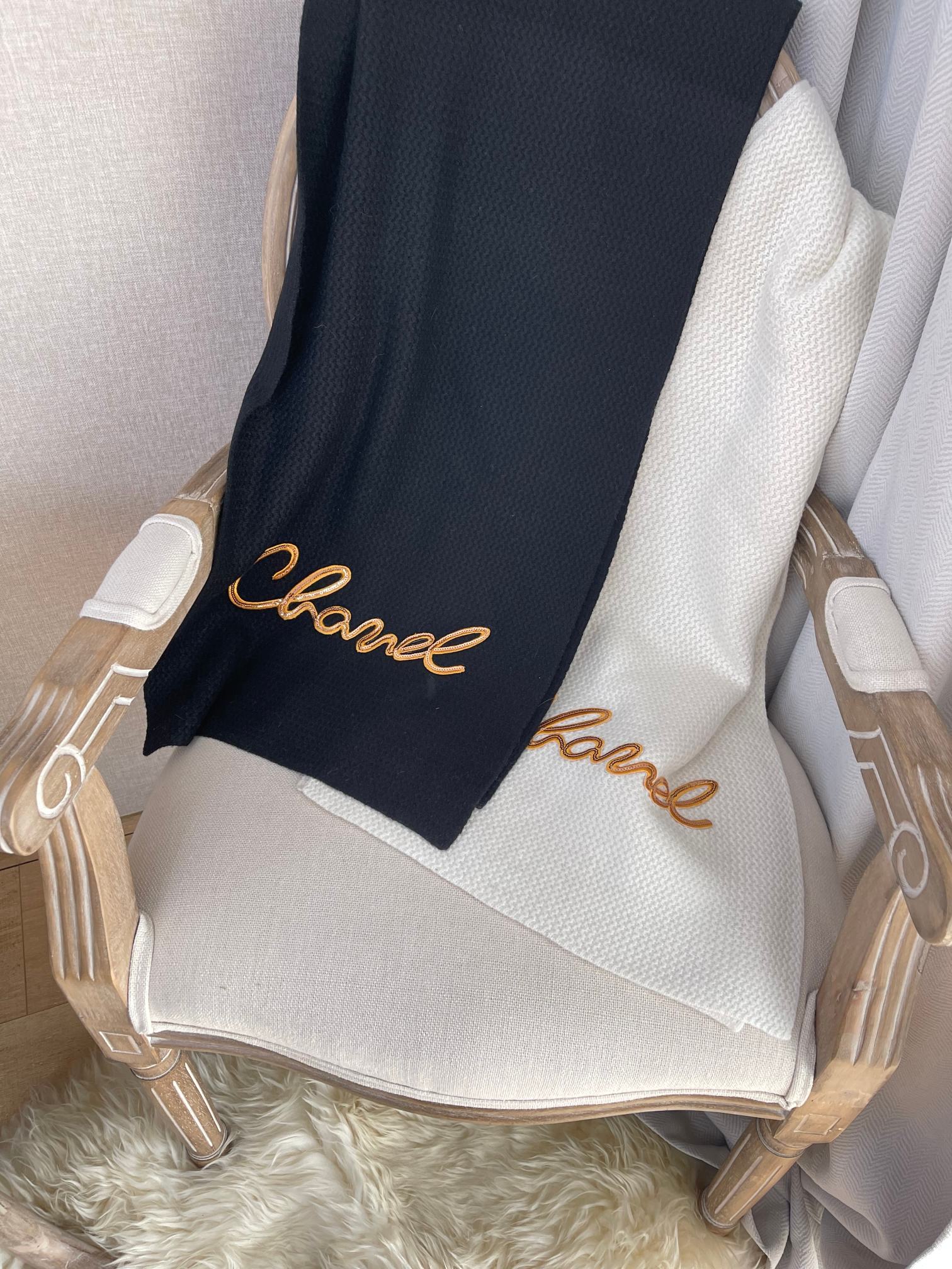 Новая коллекция Chanel осень/зима - Кашемир - Плотная вышивка пайетками - Ультратеплый шарф - 1 шт.