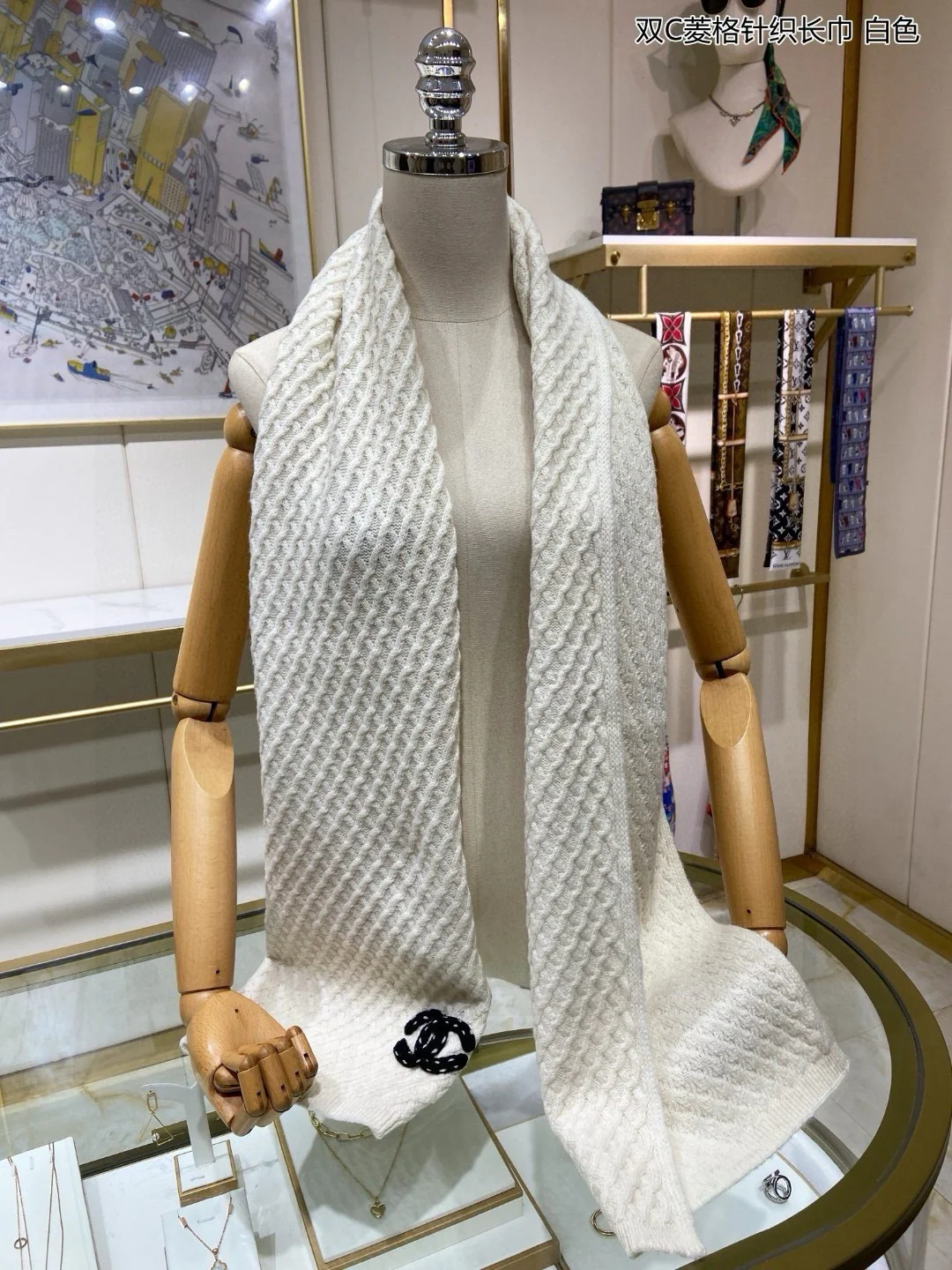 Вязаный шарф Chanel 2024 Double C Diamond Quilted Knitted Scarf - 30-160