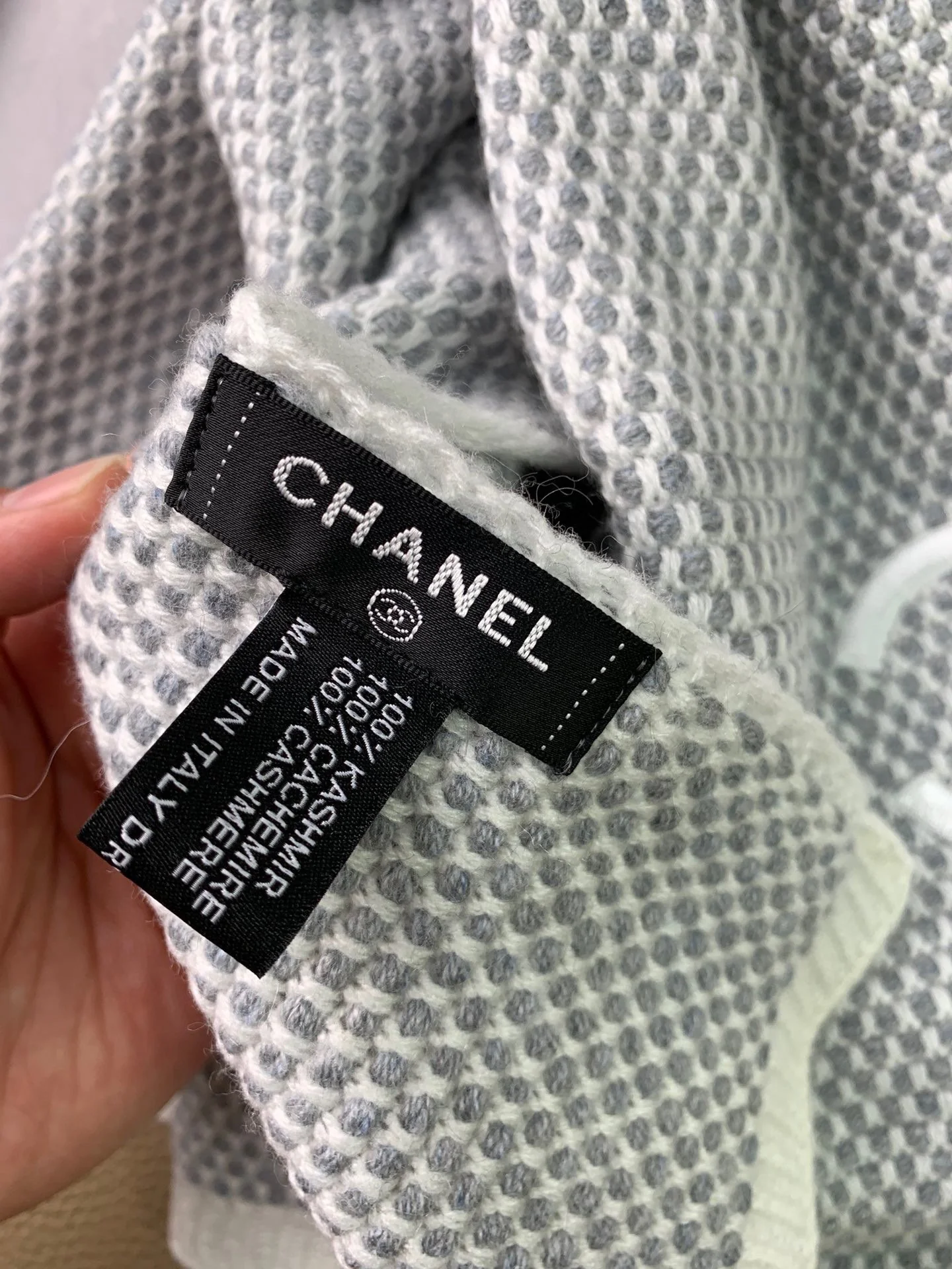 Кашемировый шарф Chanel 2024 - 70-180-серый